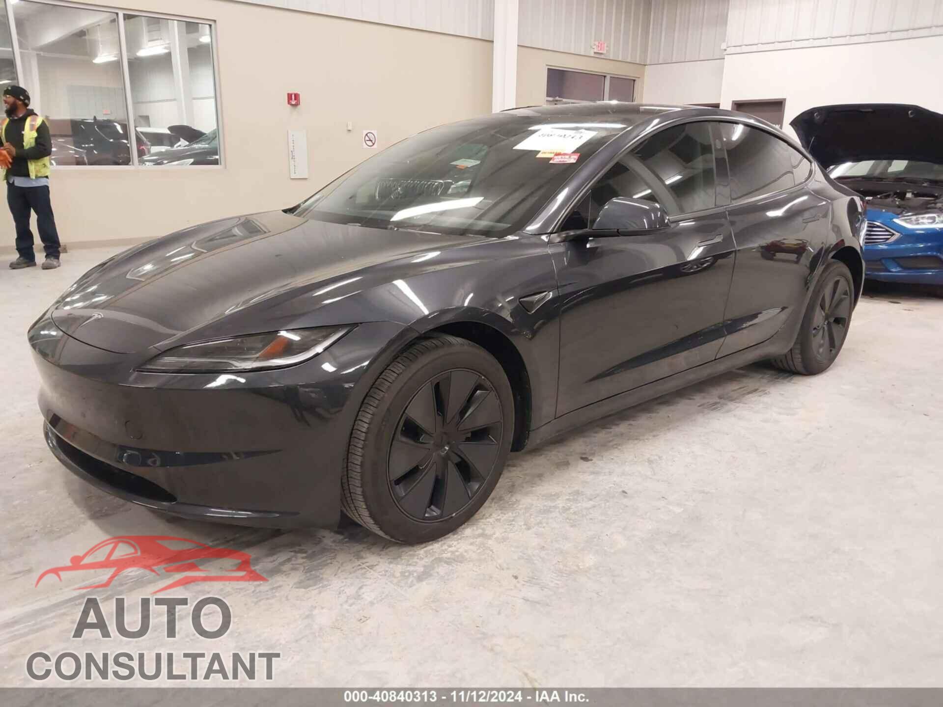 TESLA MODEL 3 2024 - 5YJ3E1EB7RF828768