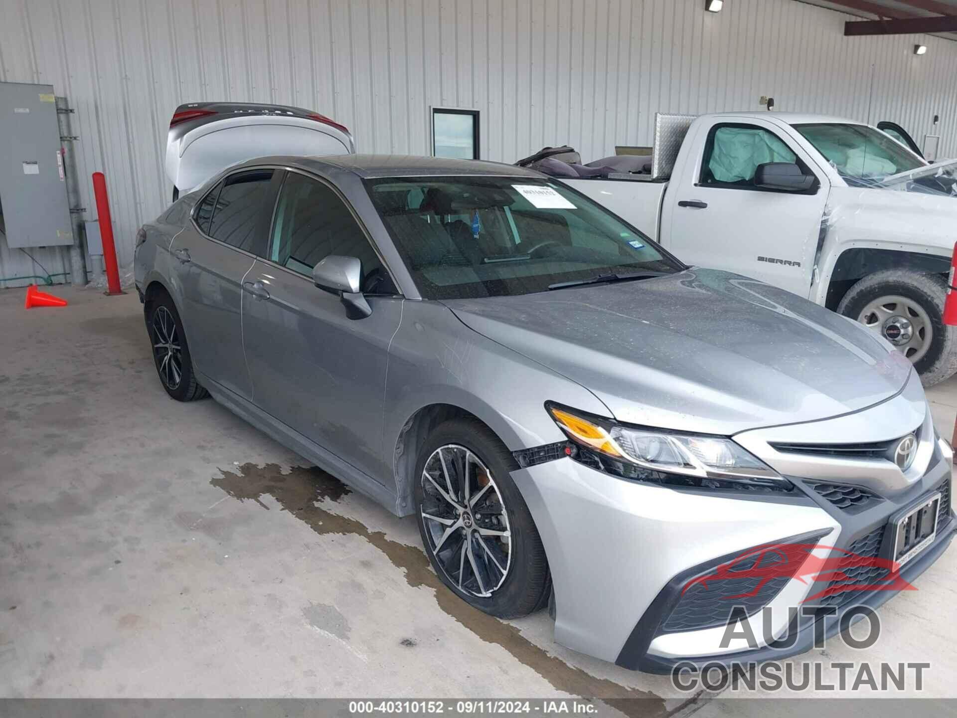 TOYOTA CAMRY 2021 - 4T1G11AK1MU599289