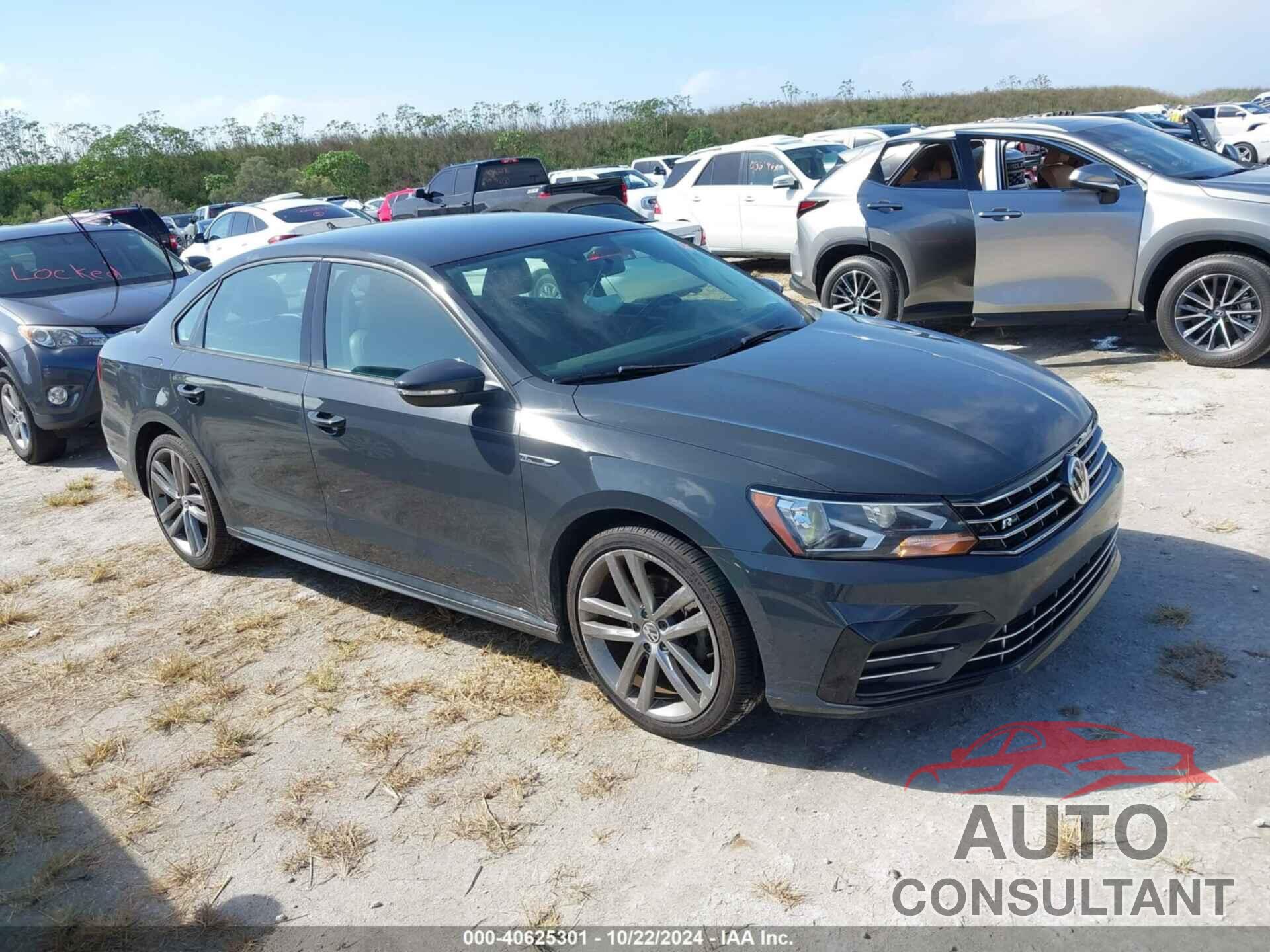 VOLKSWAGEN PASSAT 2018 - 1VWAA7A39JC007822