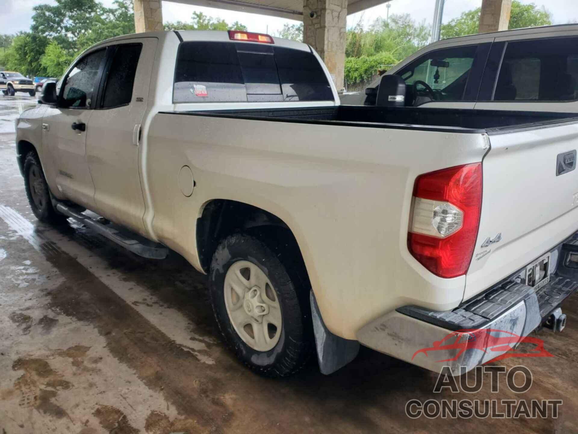 TOYOTA TUNDRA 2017 - 5TFUW5F1XHX645688