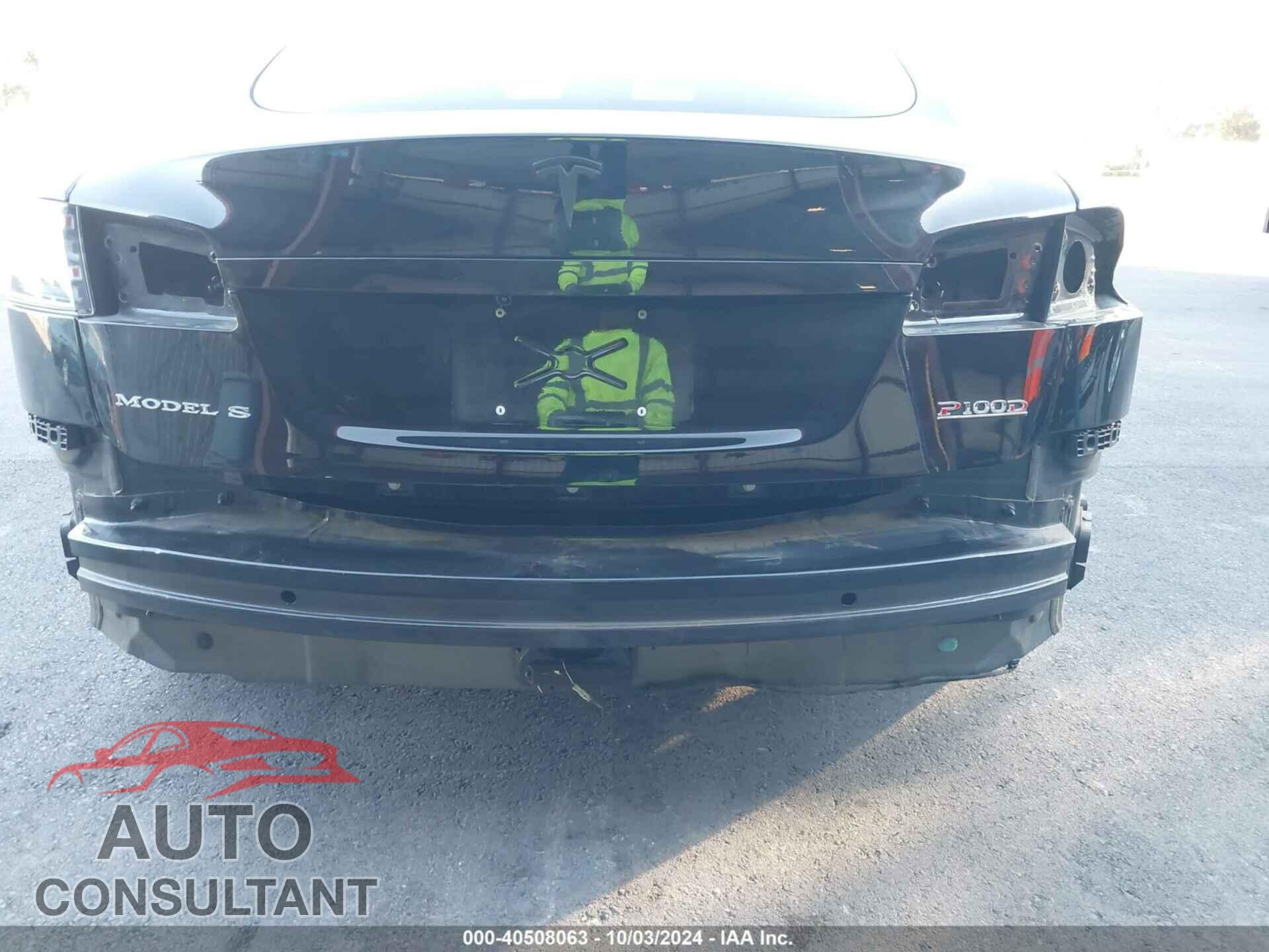 TESLA MODEL S 2018 - 5YJSA1E45JF247167