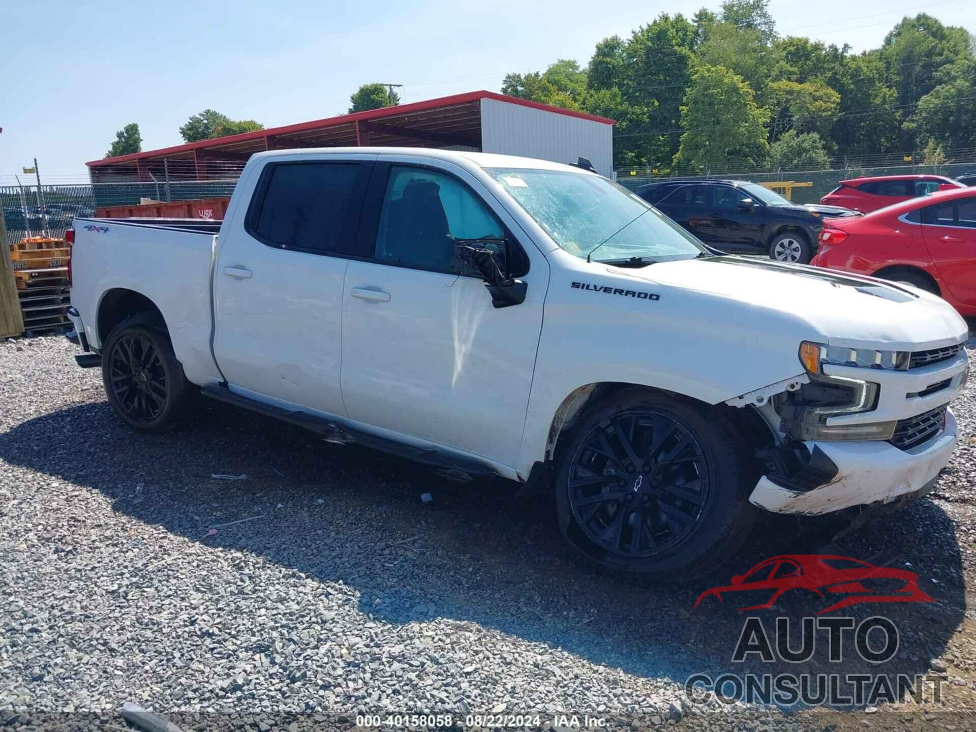 CHEVROLET SILVERADO 1500 2021 - 1GCPYEEK8MZ424185