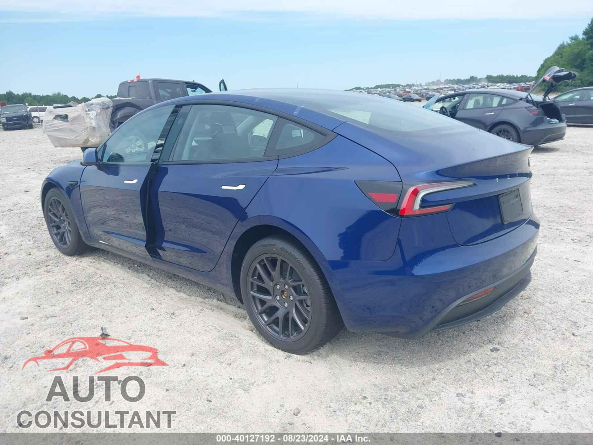 TESLA MODEL 3 2024 - 5YJ3E1EB6RF811511