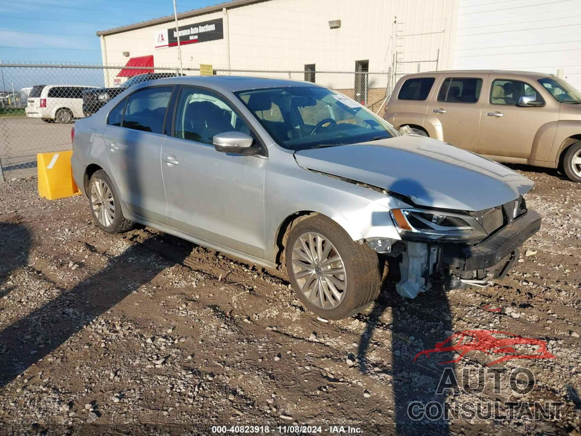 VOLKSWAGEN JETTA 2013 - 3VWLL7AJXDM419011