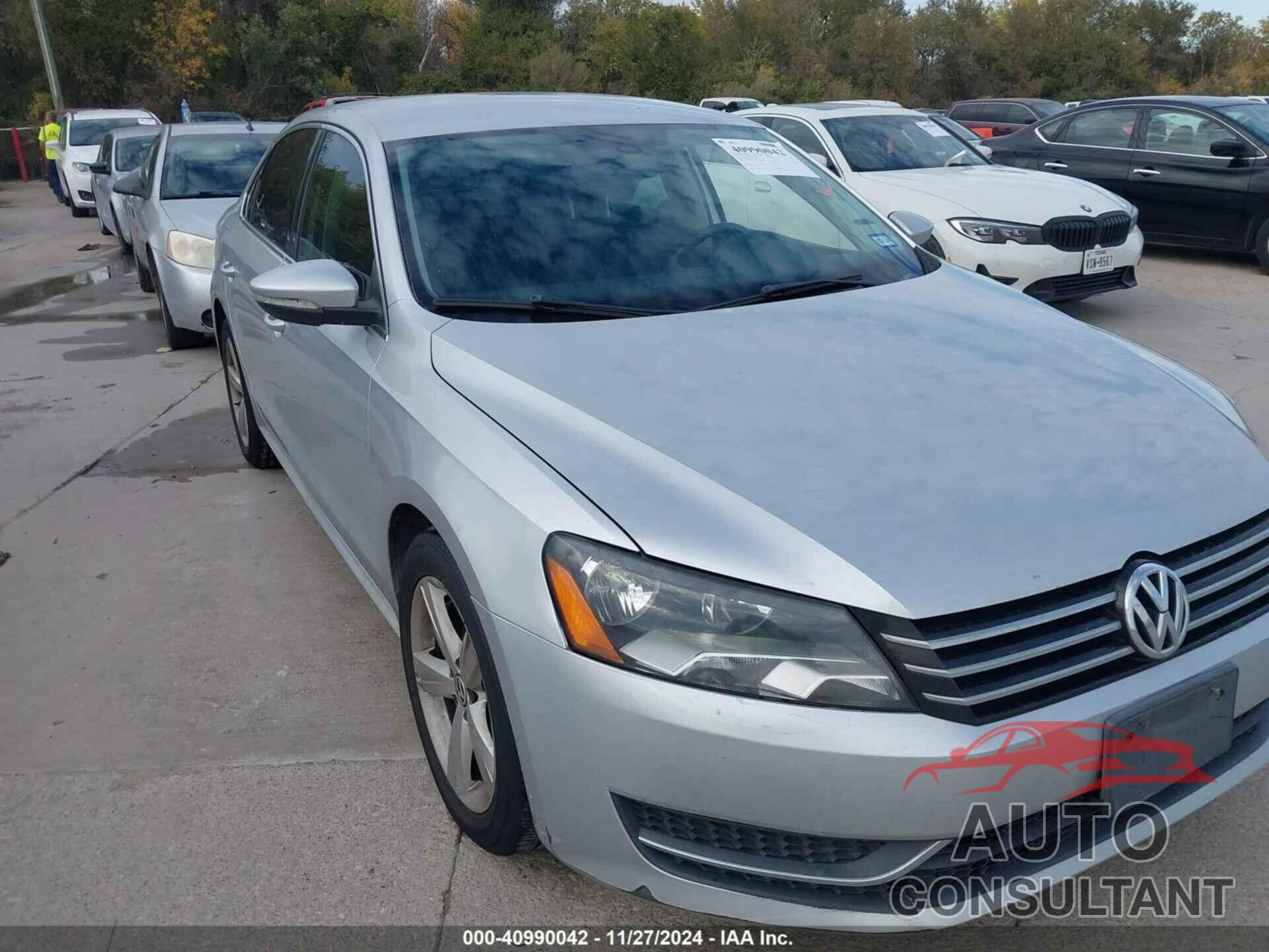 VOLKSWAGEN PASSAT 2012 - 1VWBP7A33CC042474