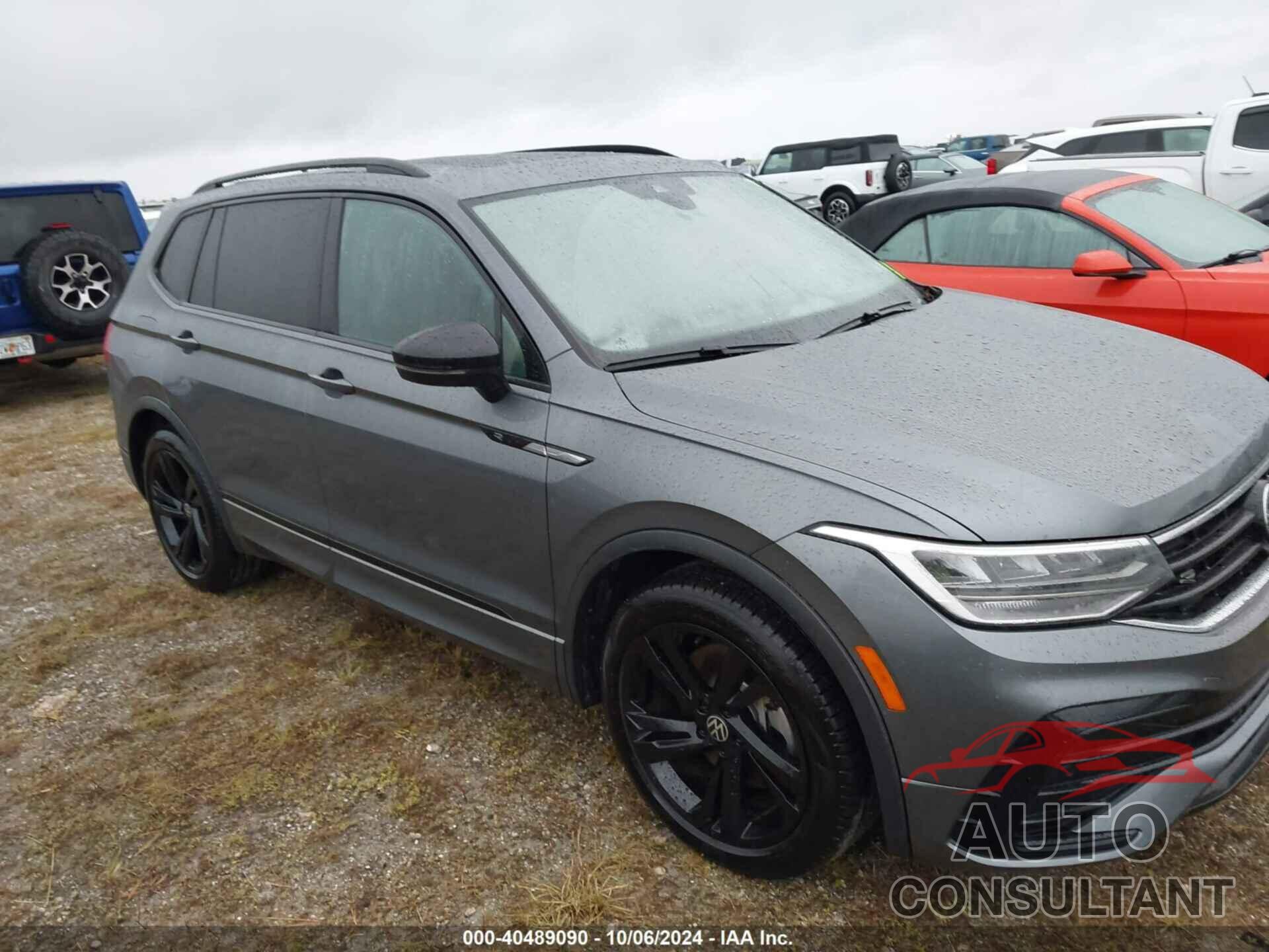 VOLKSWAGEN TIGUAN 2023 - 3VVCB7AX5PM109803