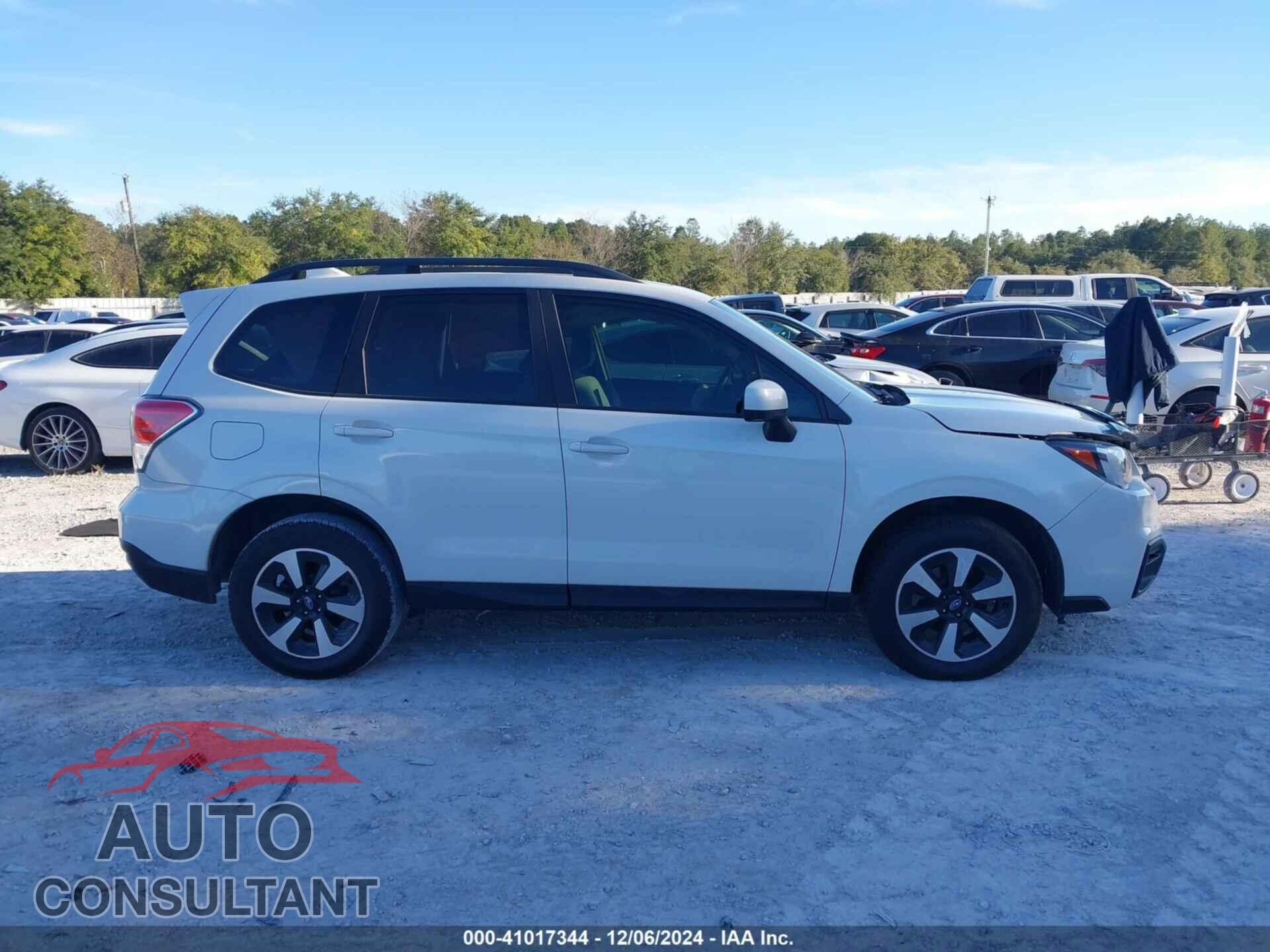 SUBARU FORESTER 2017 - JF2SJAEC7HH405060