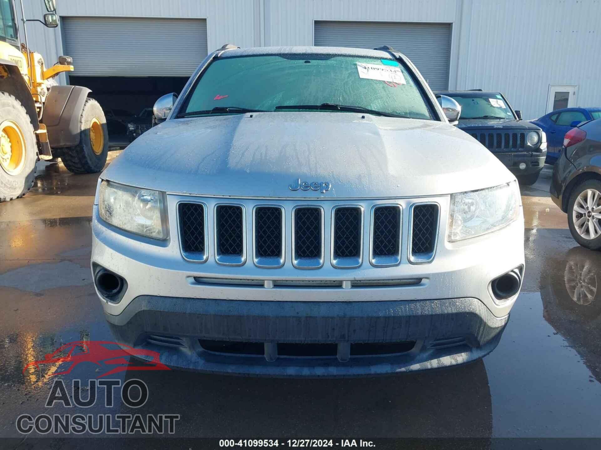 JEEP COMPASS 2011 - 1J4NT1FA2BD260103