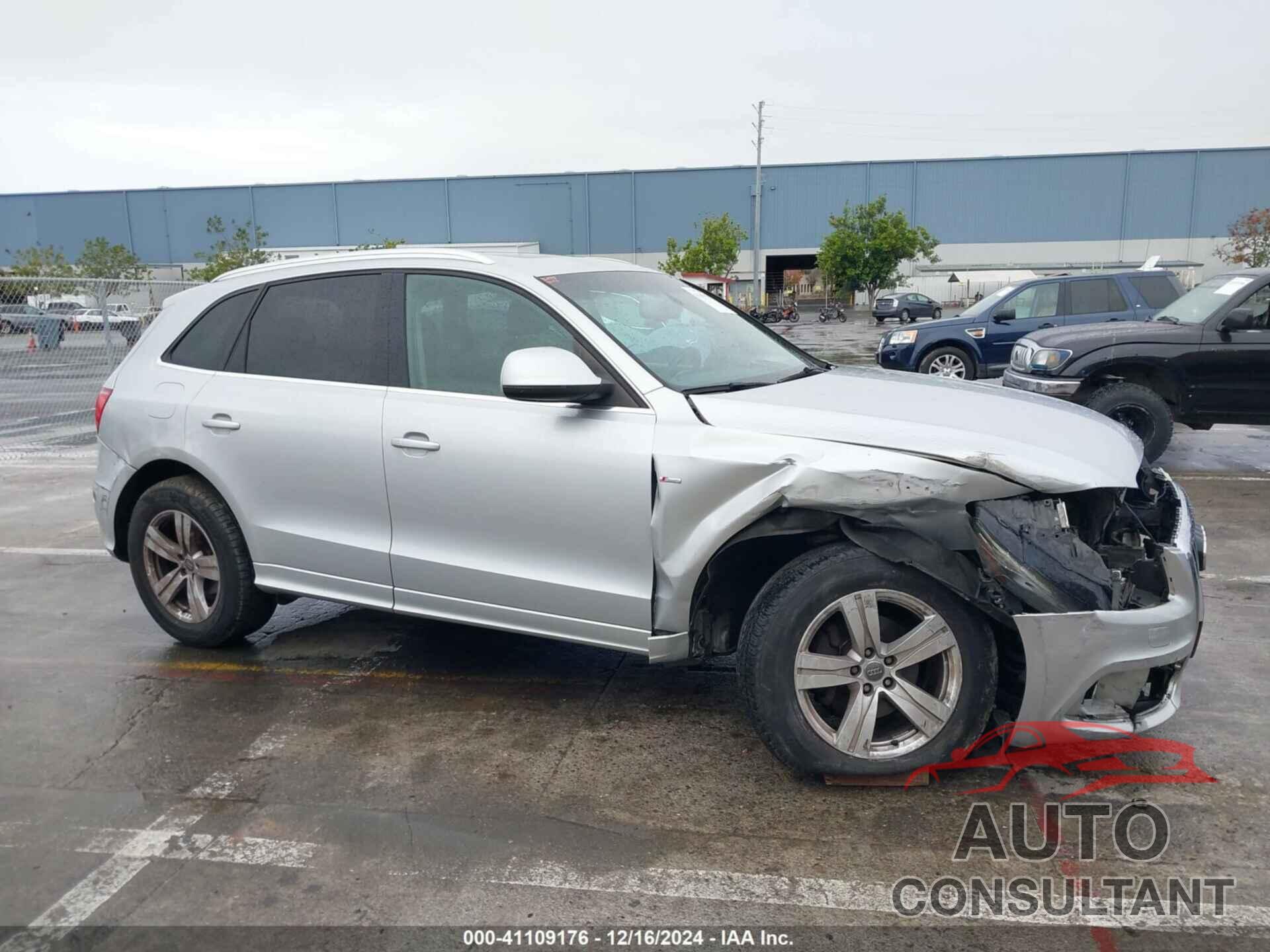 AUDI Q5 2011 - WA1DKAFP4BA058593