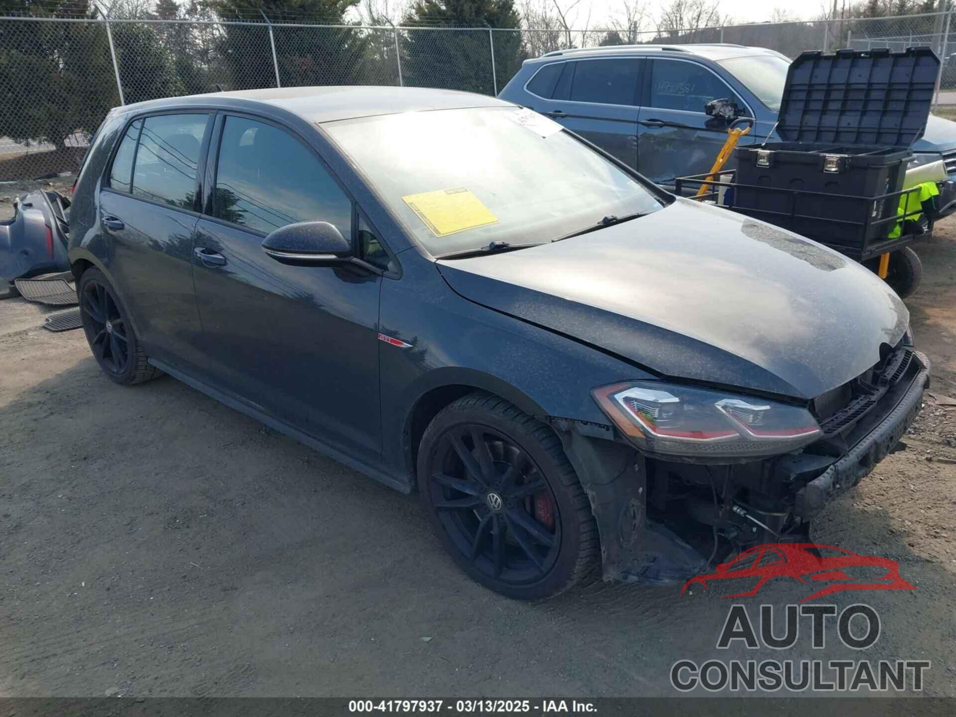 VOLKSWAGEN GOLF GTI 2019 - 3VW5T7AU3KM005374