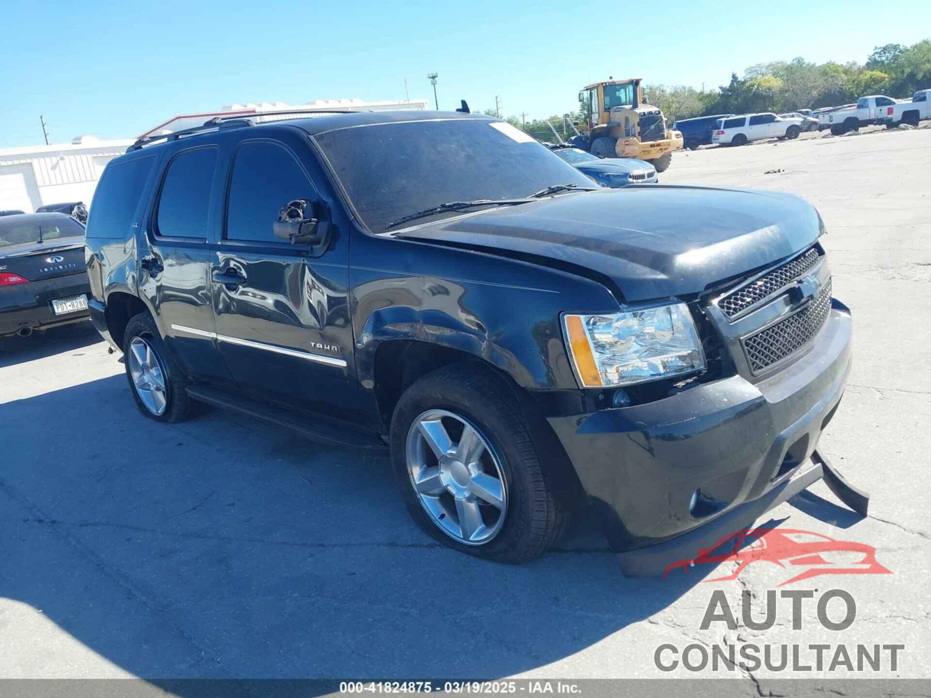 CHEVROLET TAHOE 2011 - 1GNSCCE08BR192400
