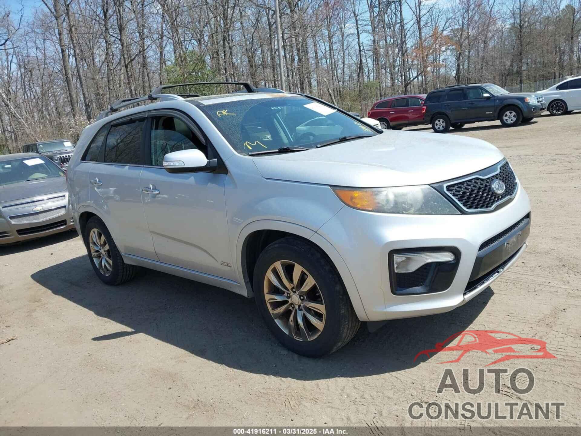 KIA SORENTO 2011 - 5XYKWDA23BG122654