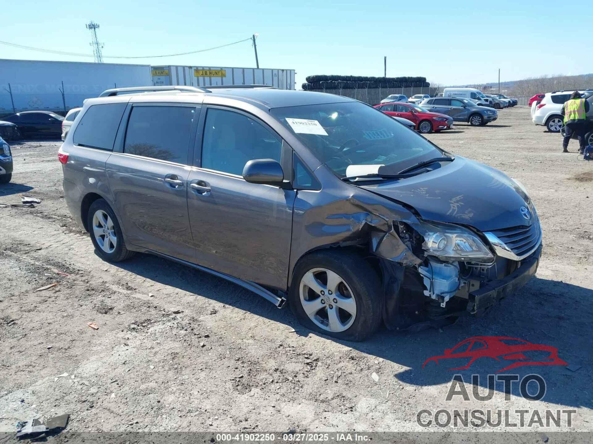 TOYOTA SIENNA 2016 - 5TDKK3DC1GS762950