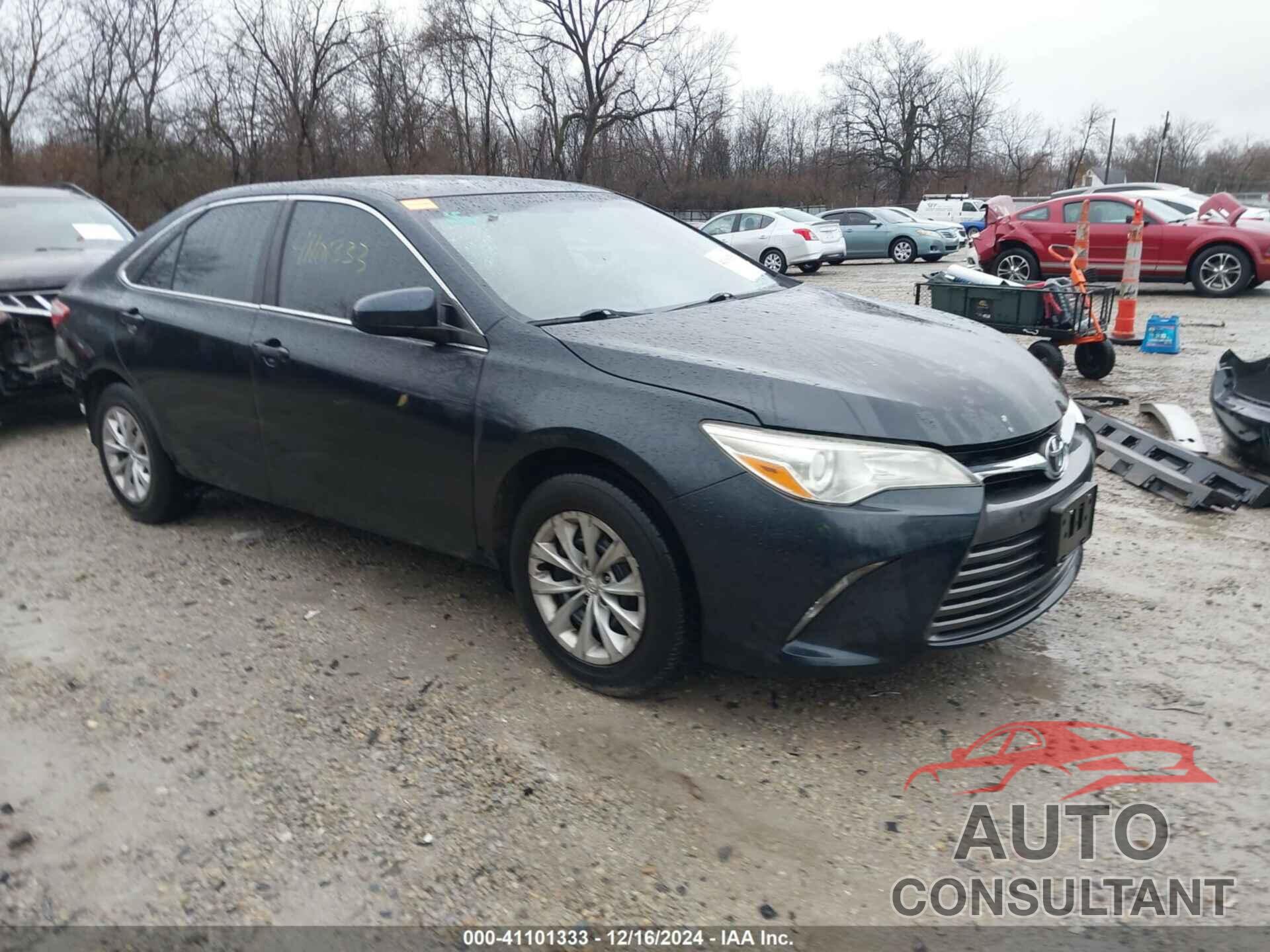 TOYOTA CAMRY 2015 - 4T4BF1FK3FR493696