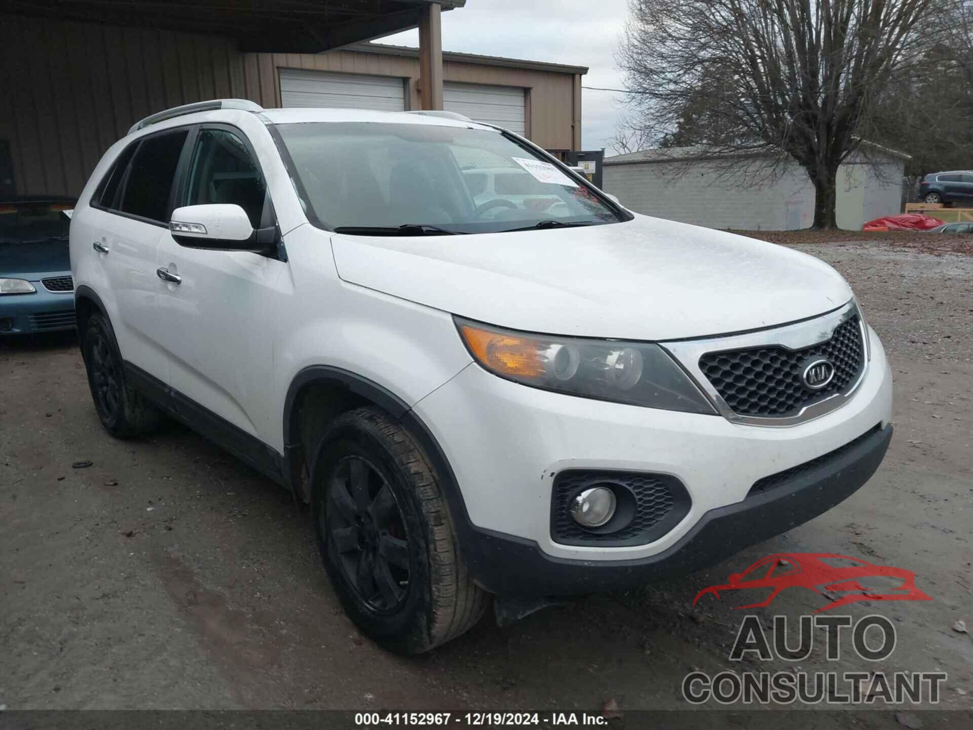 KIA SORENTO 2013 - 5XYKT4A65DG421111