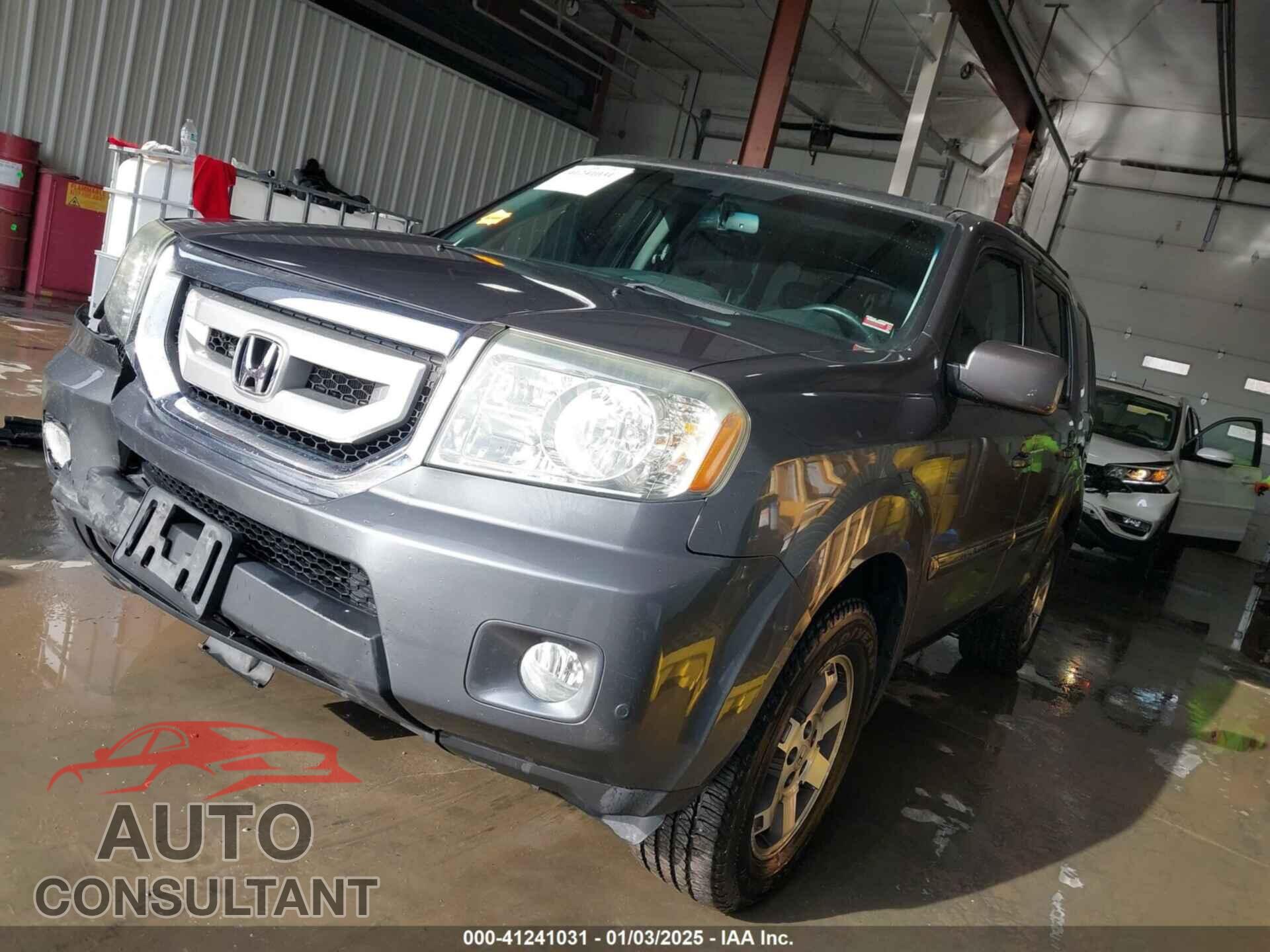 HONDA PILOT 2010 - 5FNYF4H99AB024568