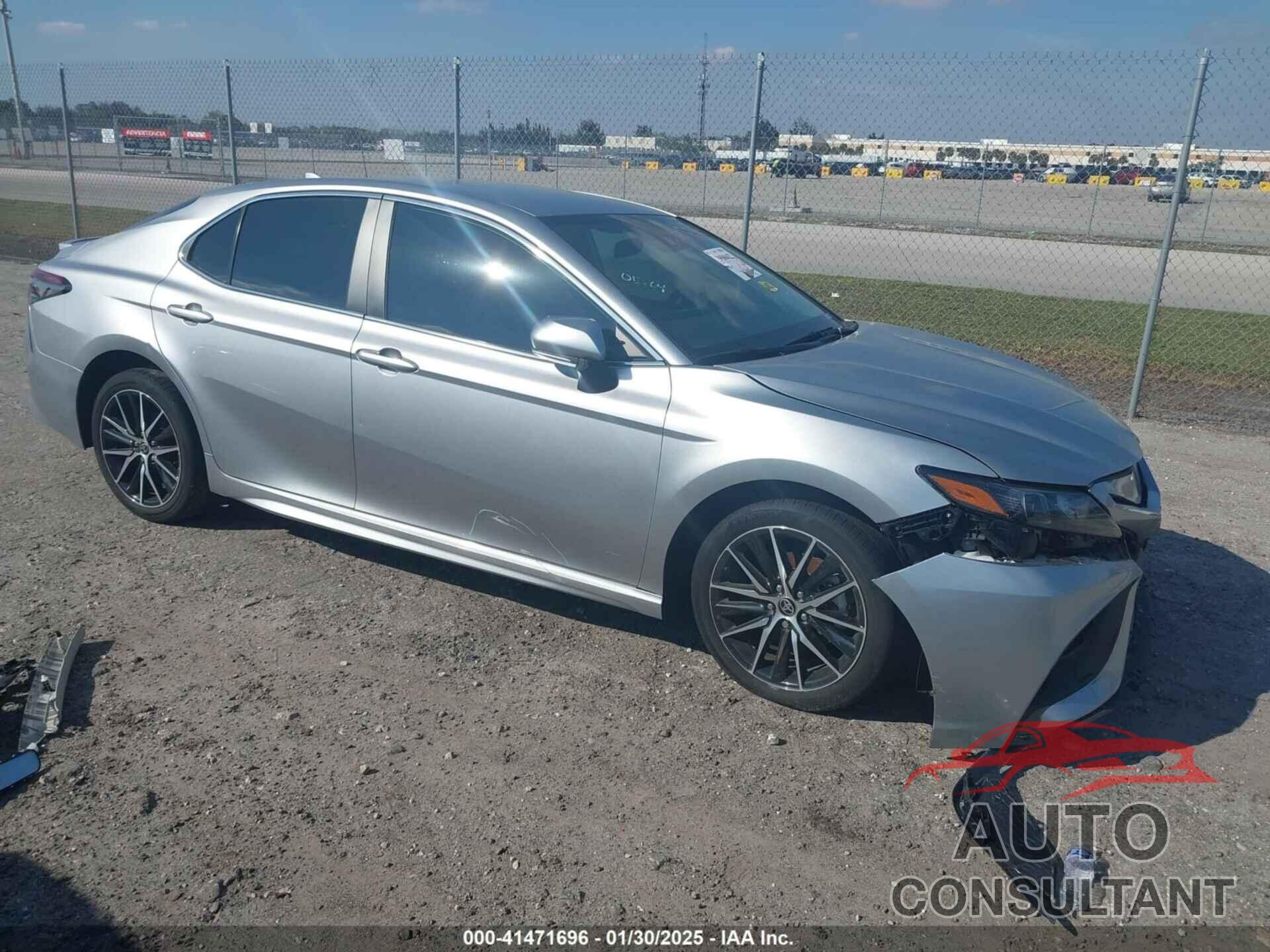 TOYOTA CAMRY 2023 - 4T1G11AK9PU766082