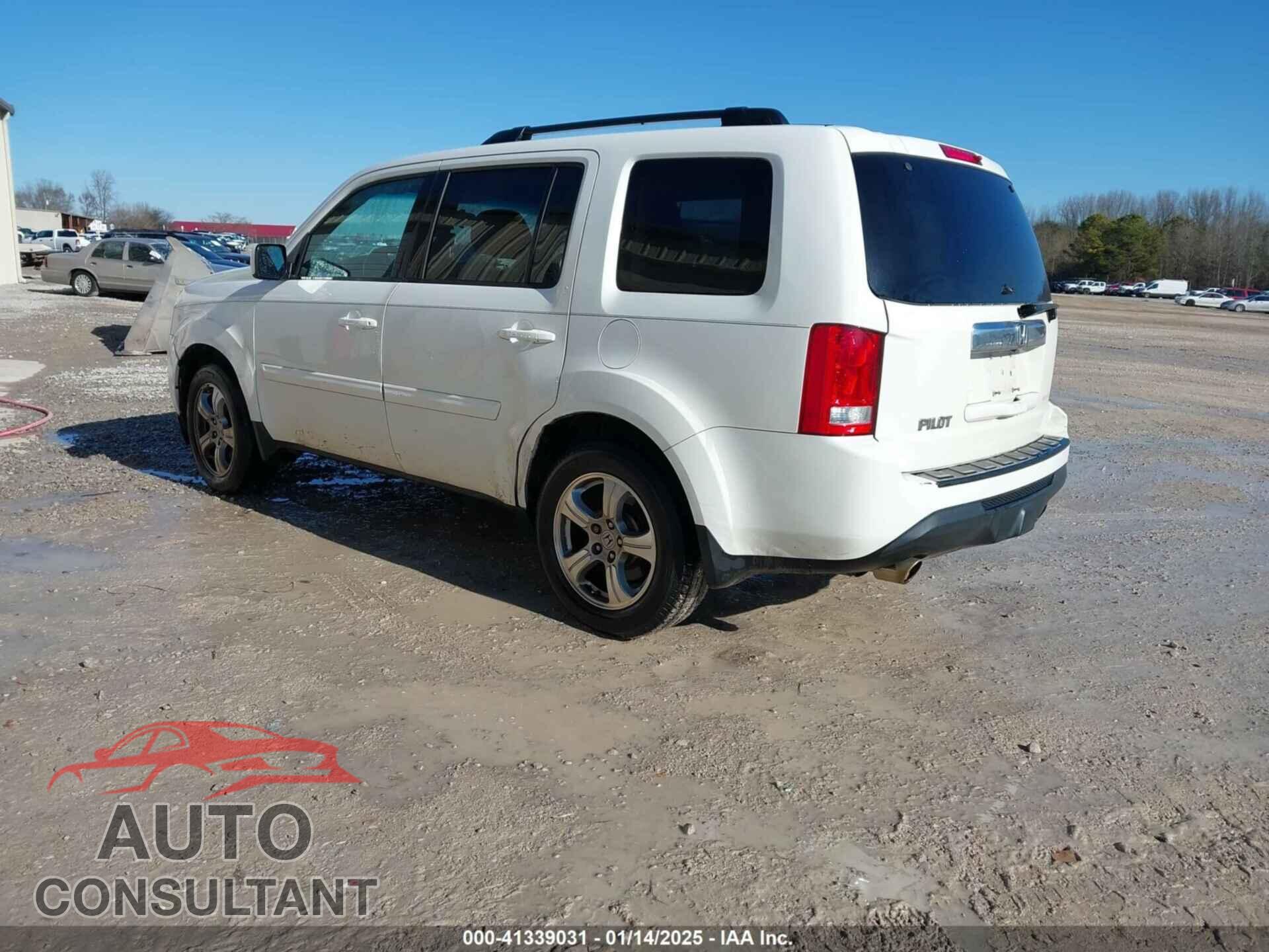 HONDA PILOT 2013 - 5FNYF3H57DB044331