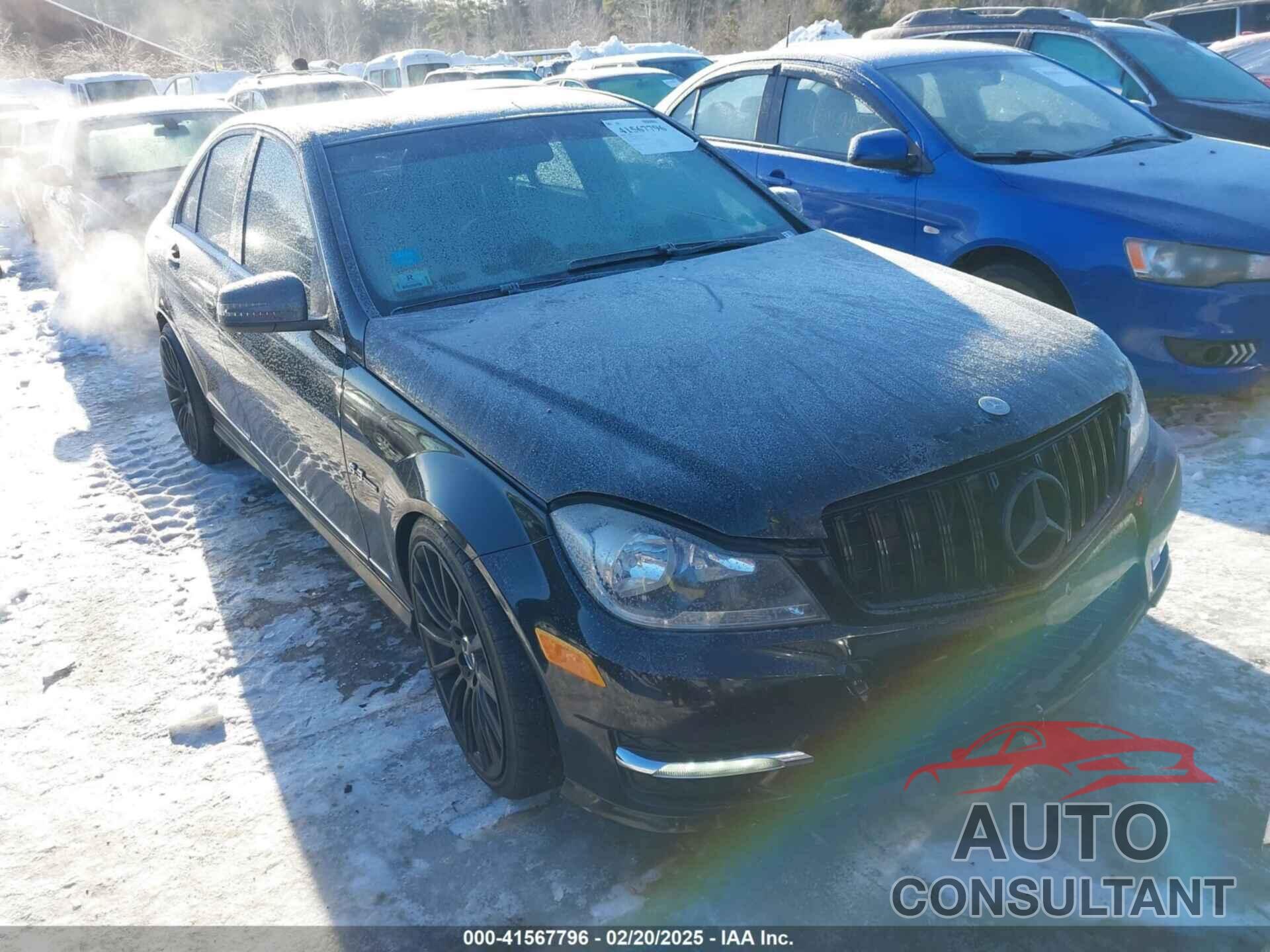 MERCEDES-BENZ C 300 2012 - WDDGF8BB4CR231189