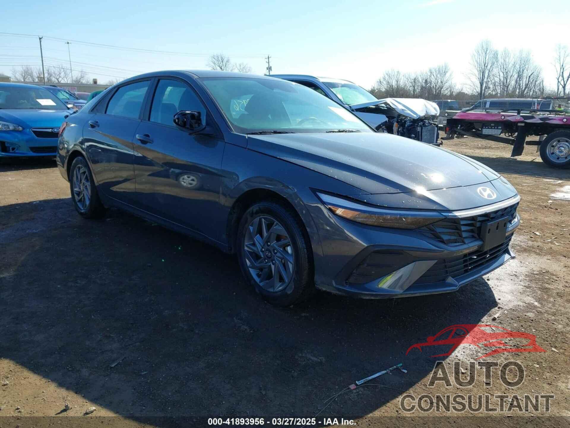 HYUNDAI ELANTRA 2024 - KMHLM4DG4RU805694