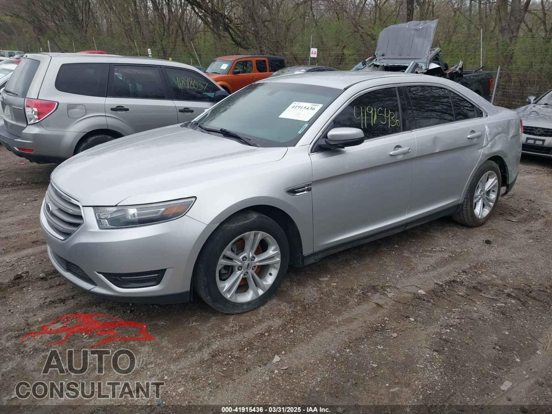 FORD TAURUS 2016 - 1FAHP2E86GG126900