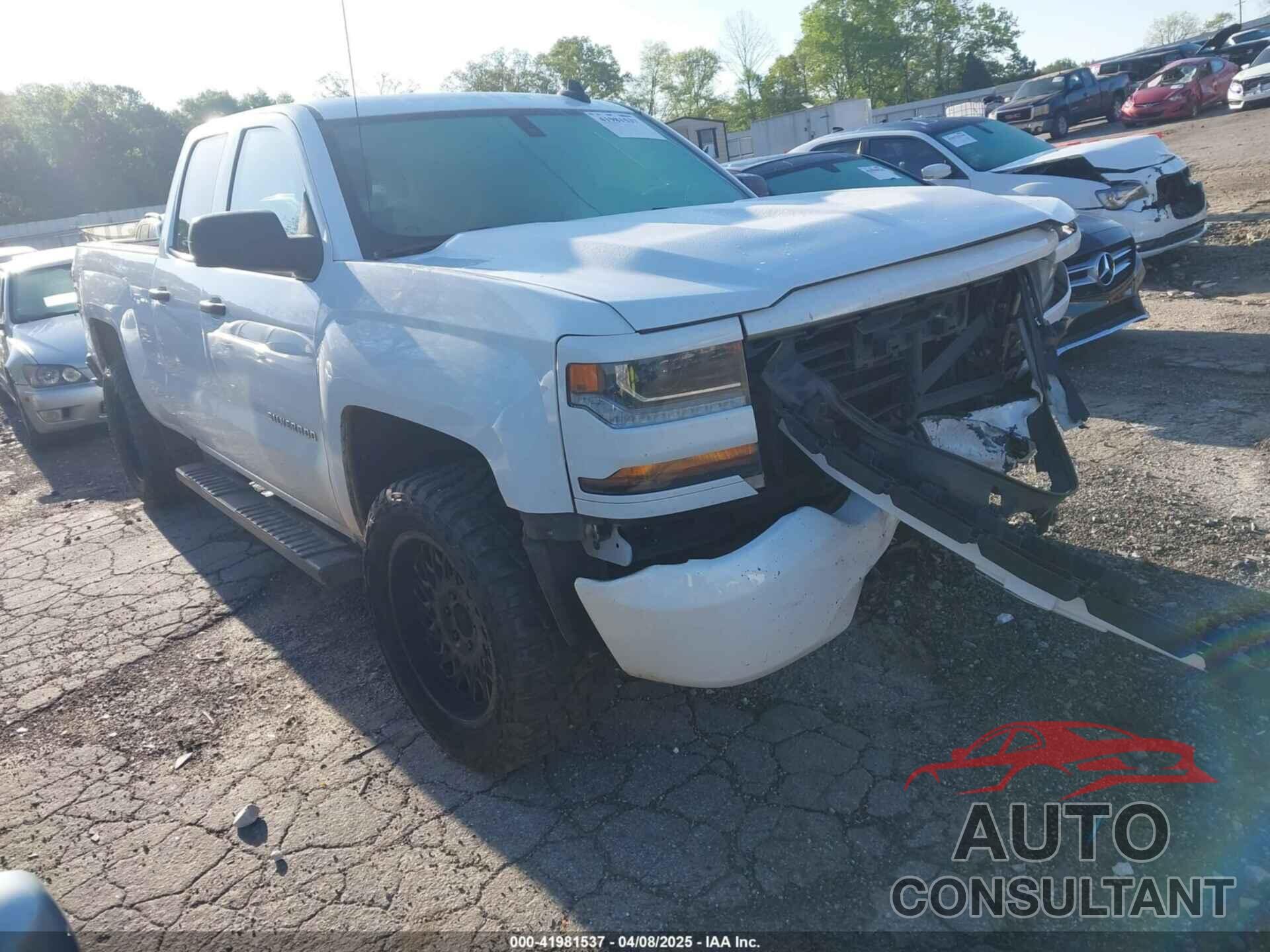 CHEVROLET SILVERADO 1500 2017 - 1GCRCPEC4HZ342441