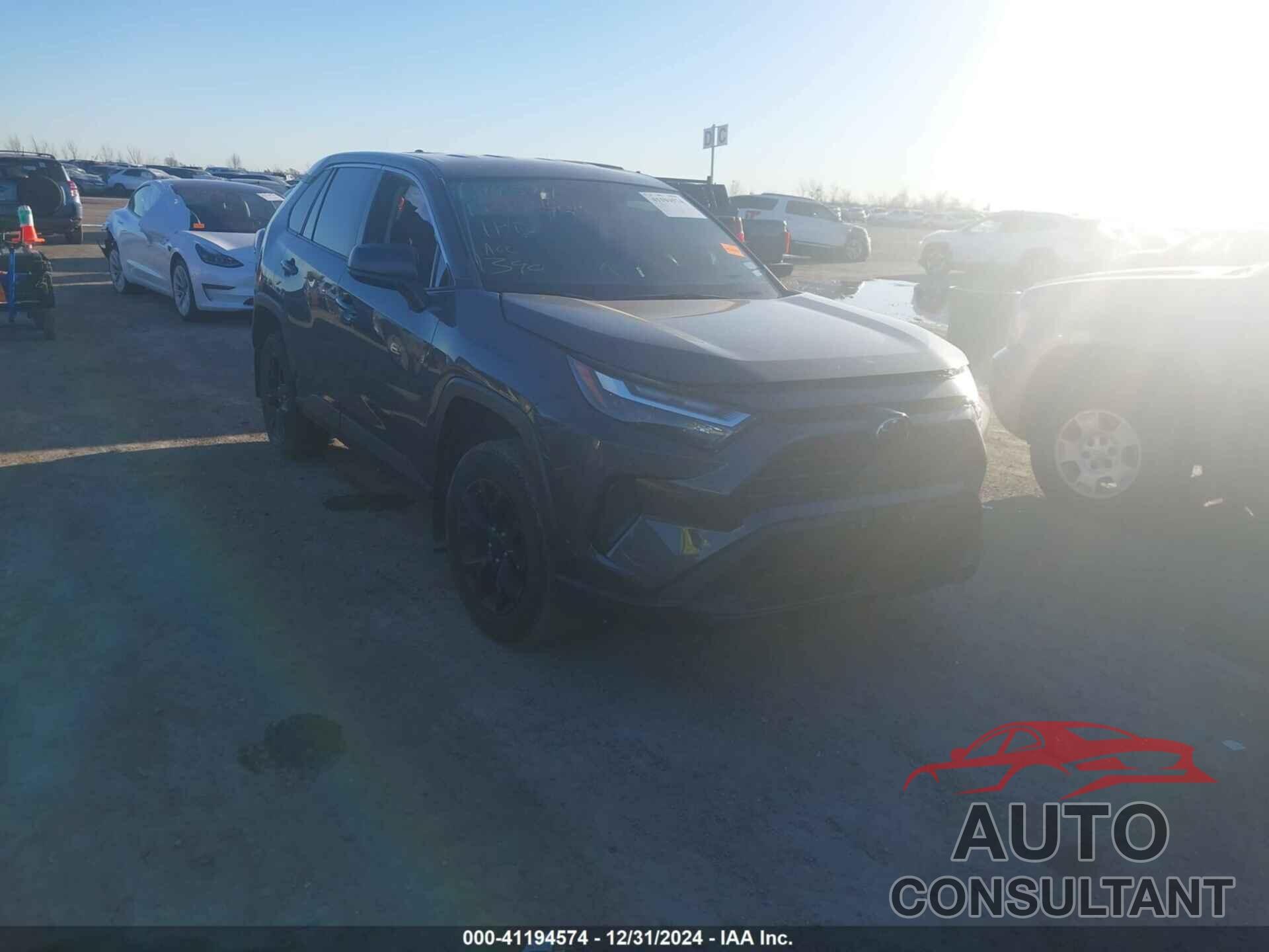 TOYOTA RAV4 2023 - 2T3H1RFV7PW268119