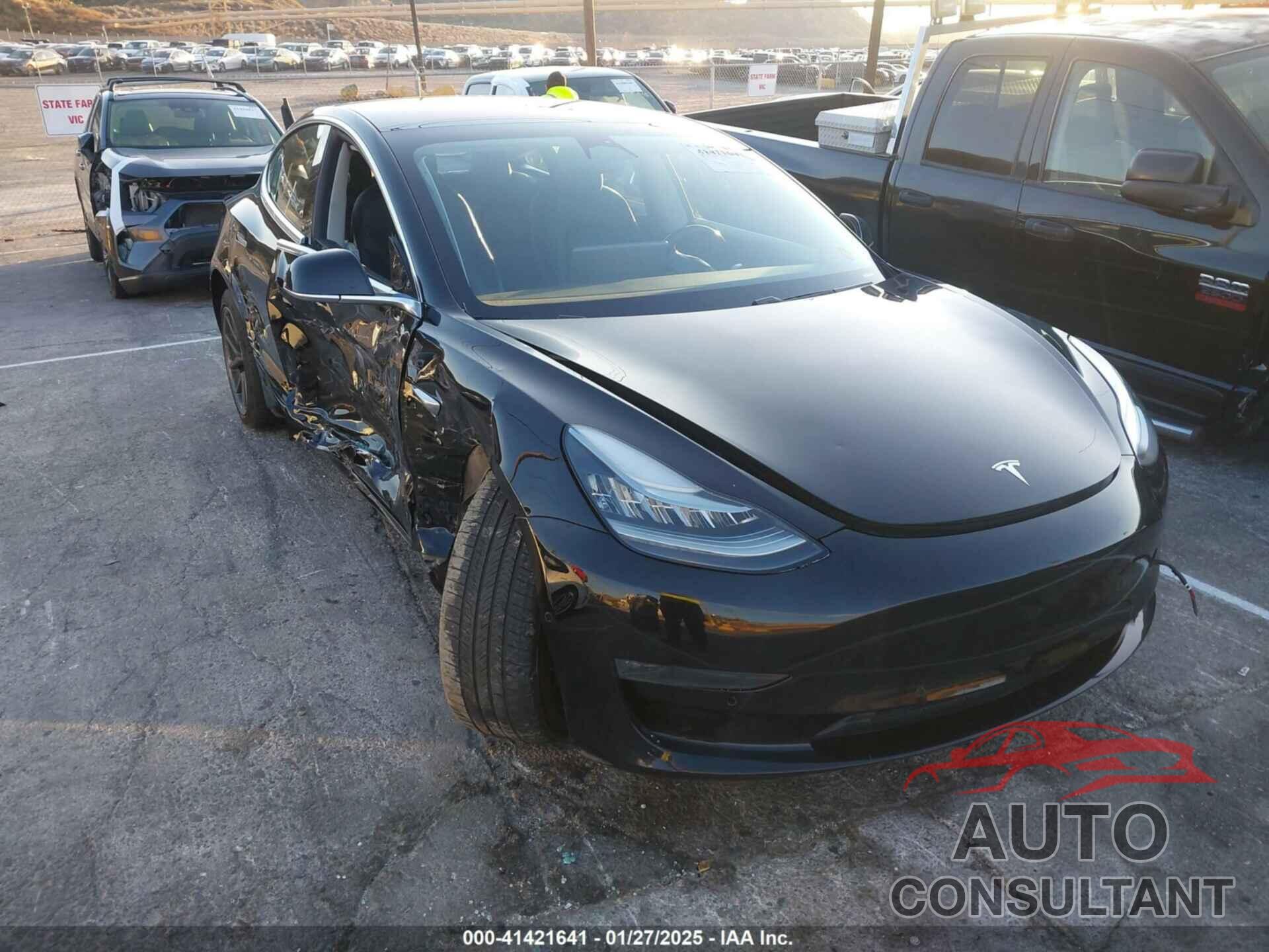 TESLA MODEL 3 2018 - 5YJ3E1EA8JF030422