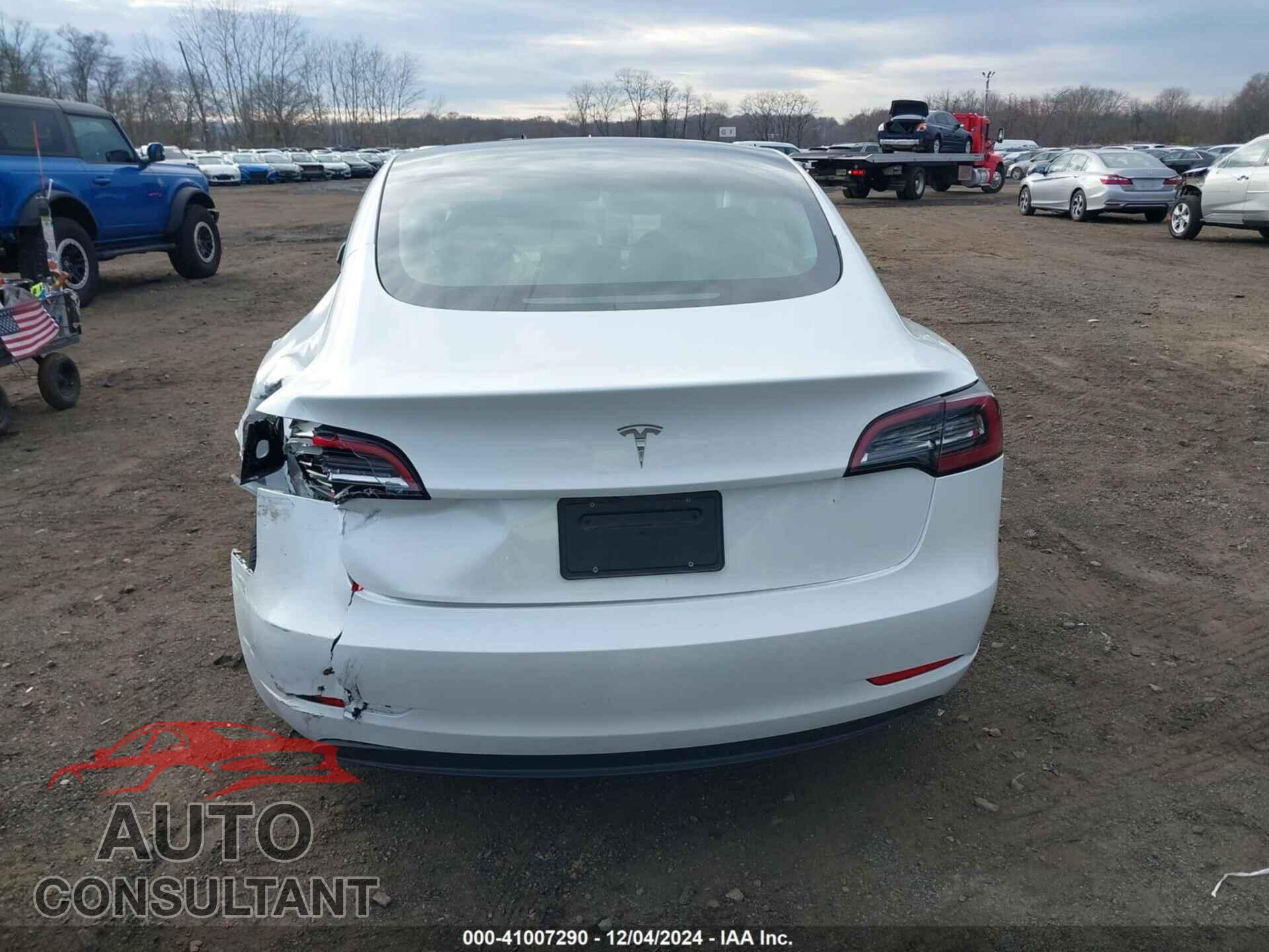 TESLA MODEL 3 2023 - 5YJ3E1EA4PF510661