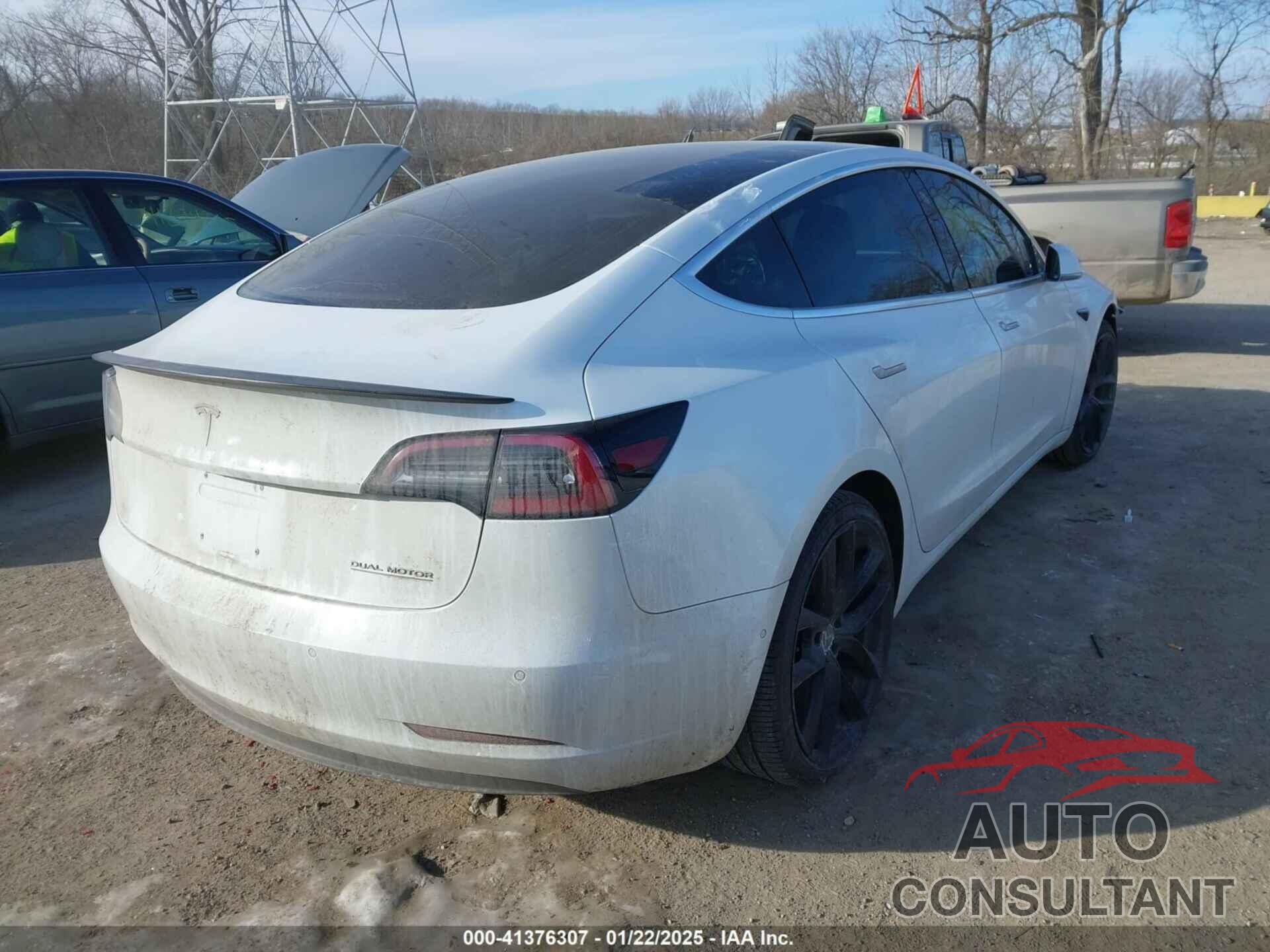 TESLA MODEL 3 2018 - 5YJ3E1EBXJF072728