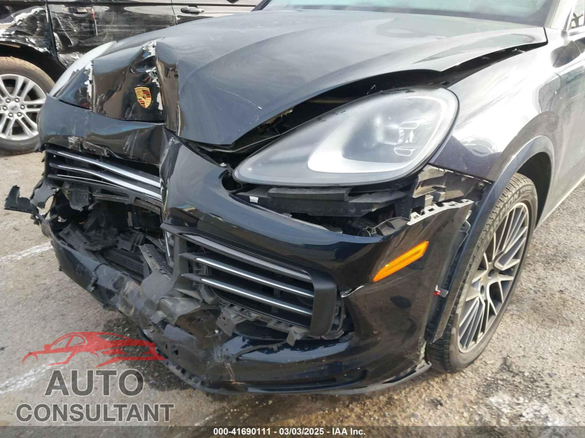 PORSCHE CAYENNE 2019 - WP1AA2AY8KDA06172
