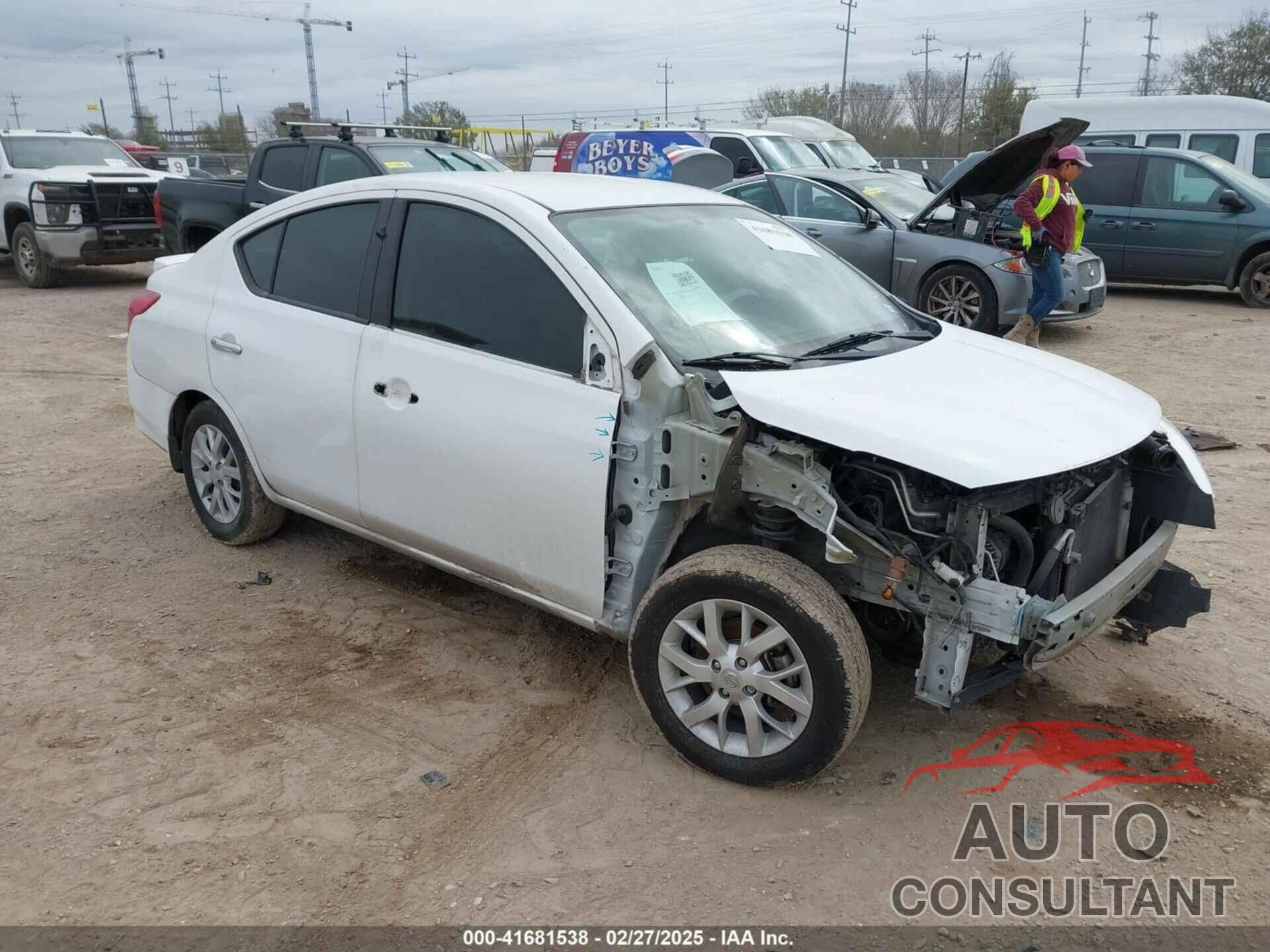 NISSAN VERSA 2017 - 3N1CN7AP3HL867848