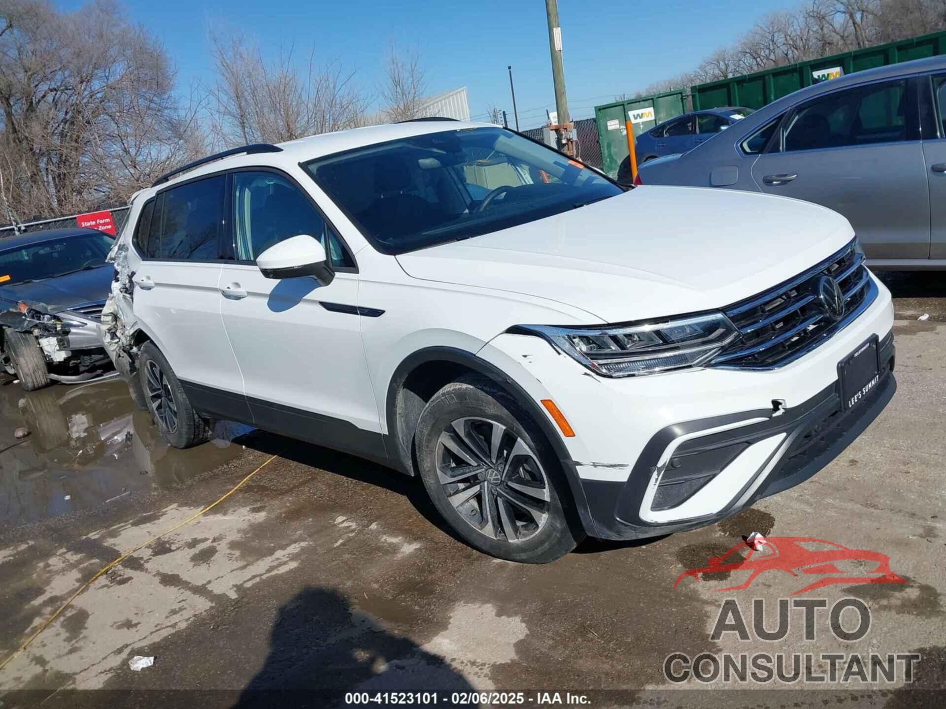 VOLKSWAGEN TIGUAN 2022 - 3VV0B7AX5NM042667