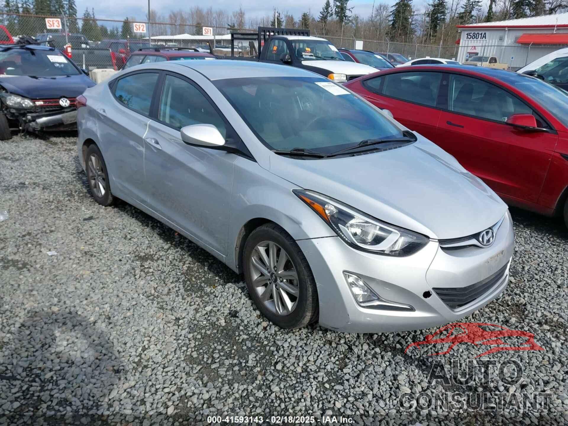 HYUNDAI ELANTRA 2015 - KMHDH4AE9FU326890
