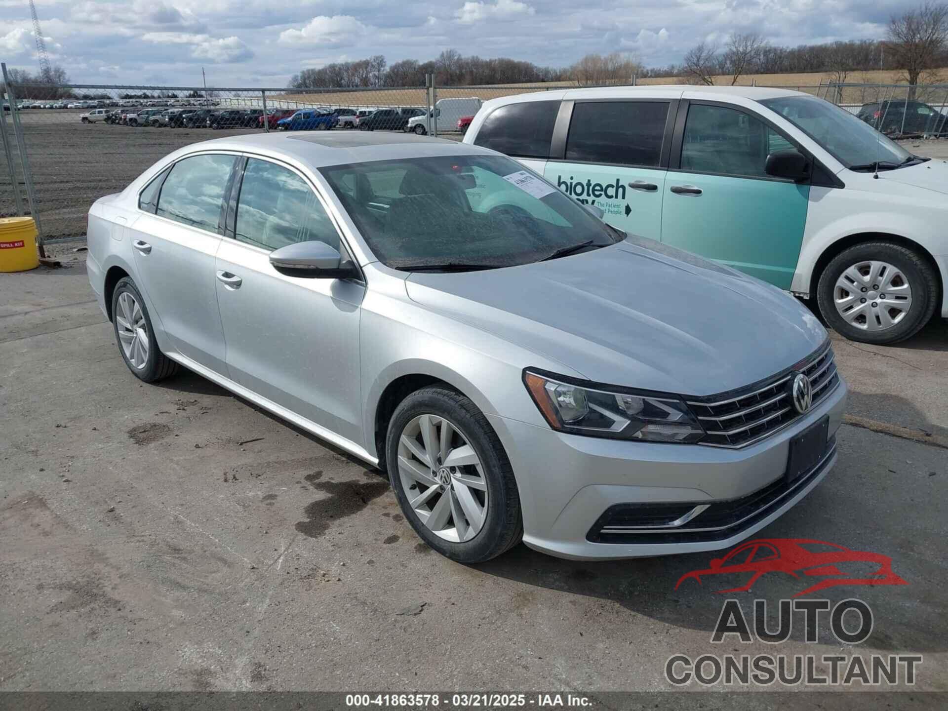 VOLKSWAGEN PASSAT 2018 - 1VWBA7A31JC004790