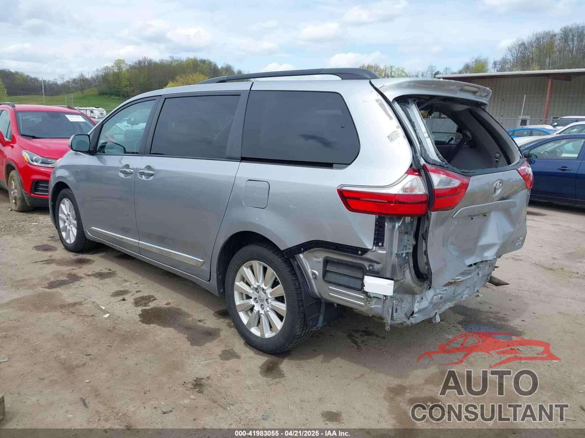 TOYOTA SIENNA 2017 - 5TDDZ3DC4HS164017