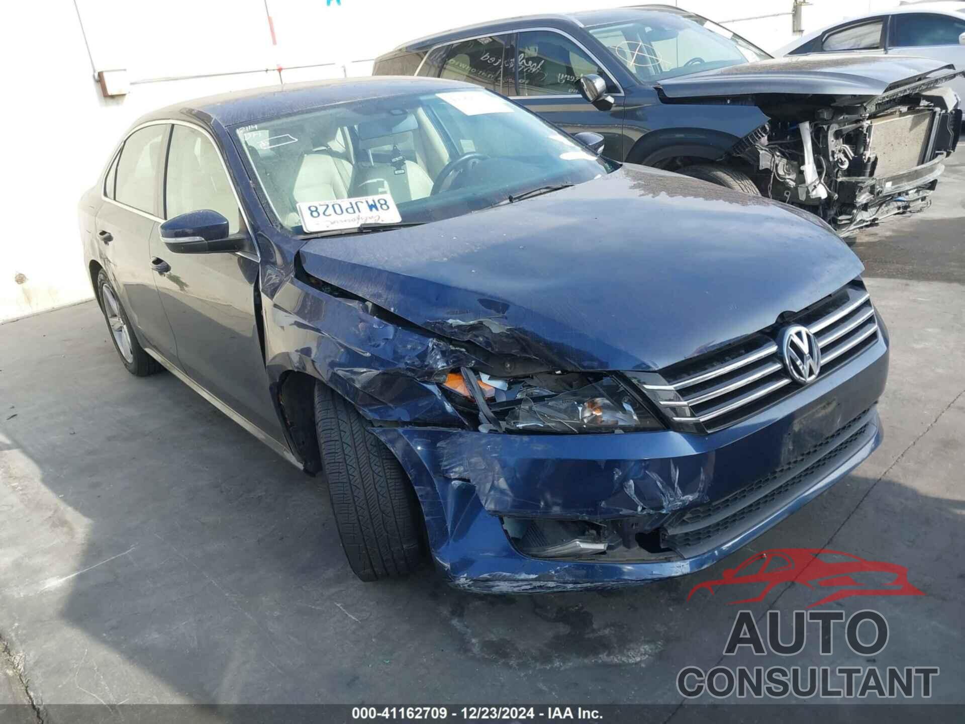 VOLKSWAGEN PASSAT 2015 - 1VWAT7A3XFC114122