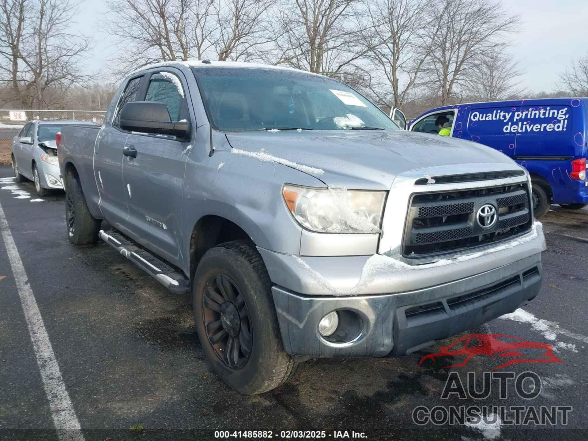 TOYOTA TUNDRA 2013 - 5TFRM5F14DX065777