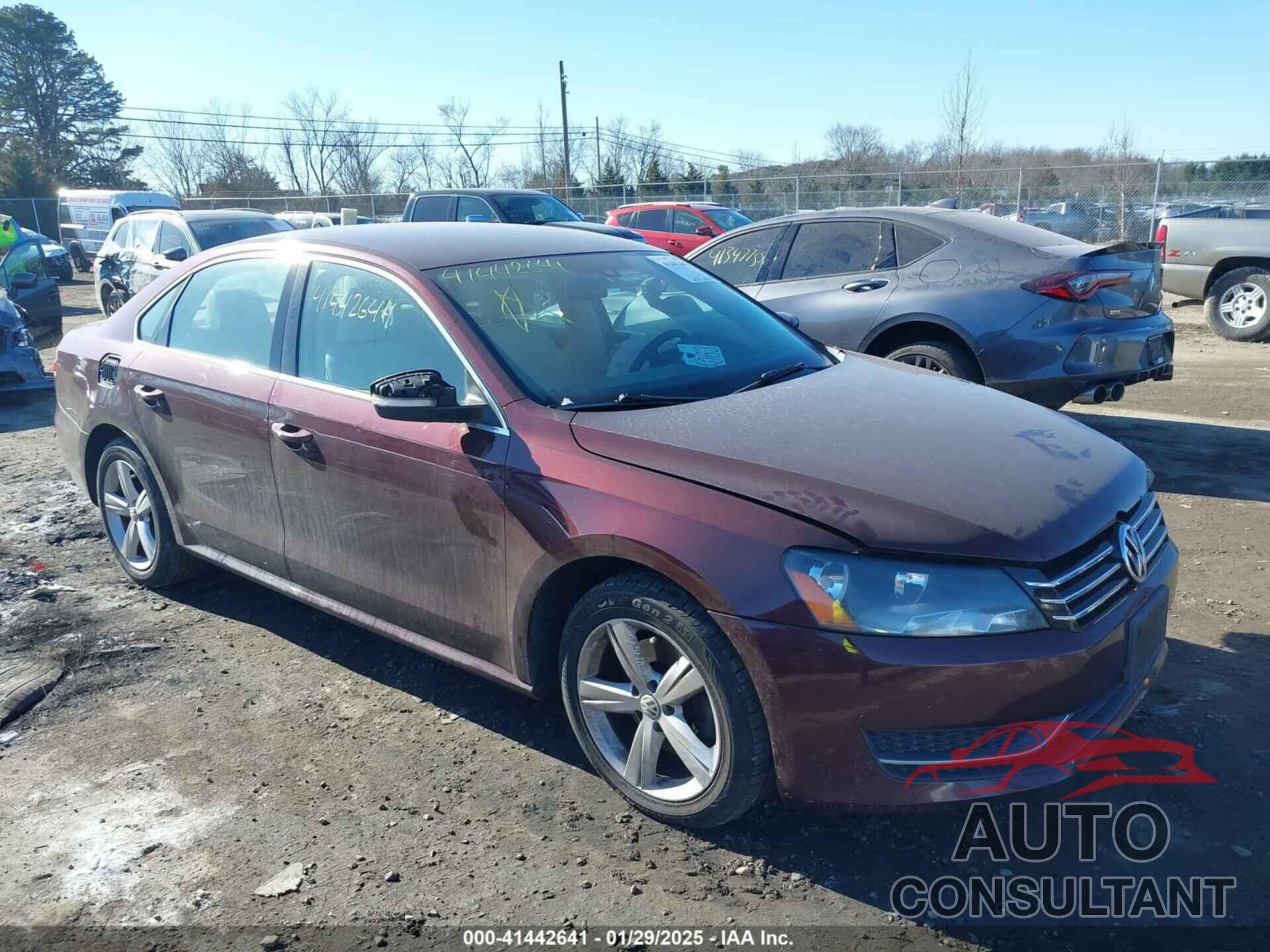 VOLKSWAGEN PASSAT 2013 - 1VWBP7A3XDC124106