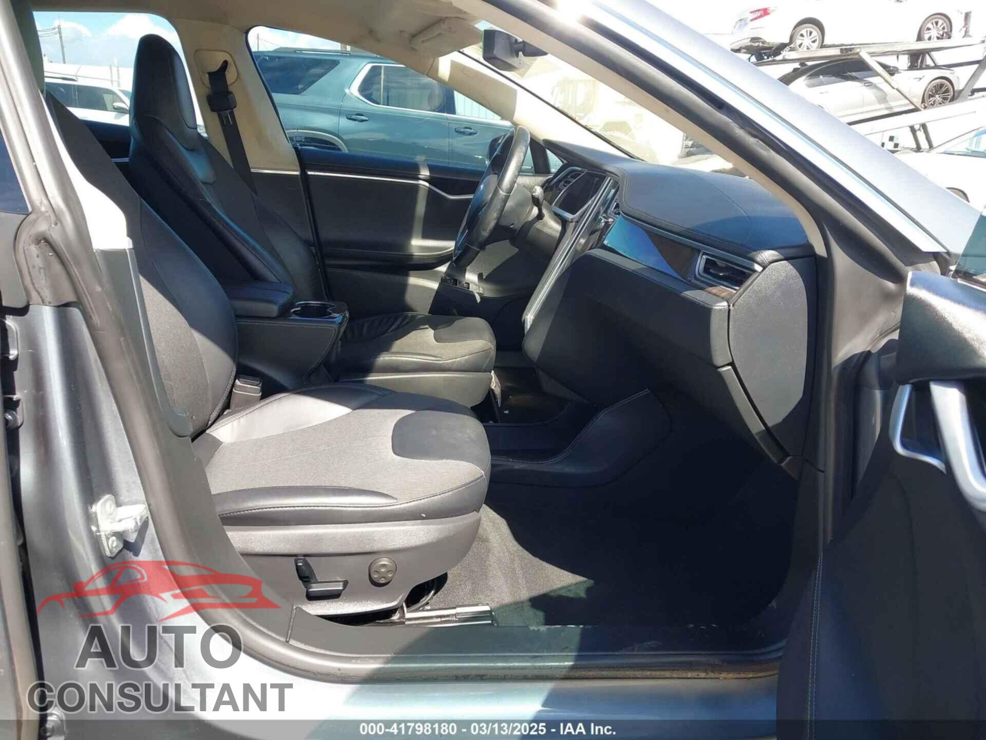 TESLA MODEL S 2014 - 5YJSA1S15EFP29010