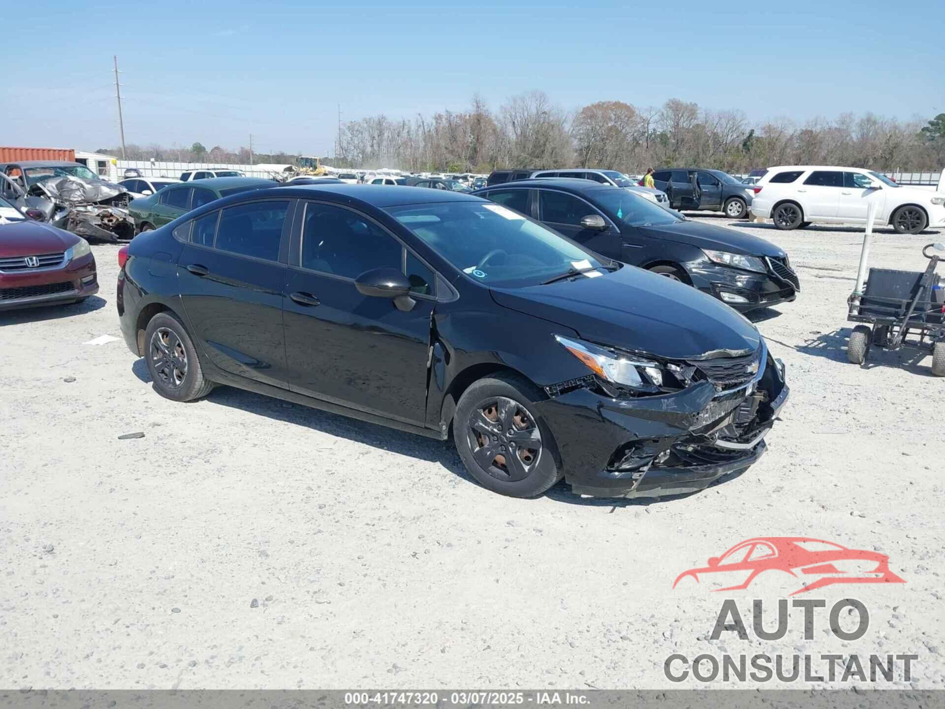 CHEVROLET CRUZE 2018 - 1G1BC5SM8J7158469