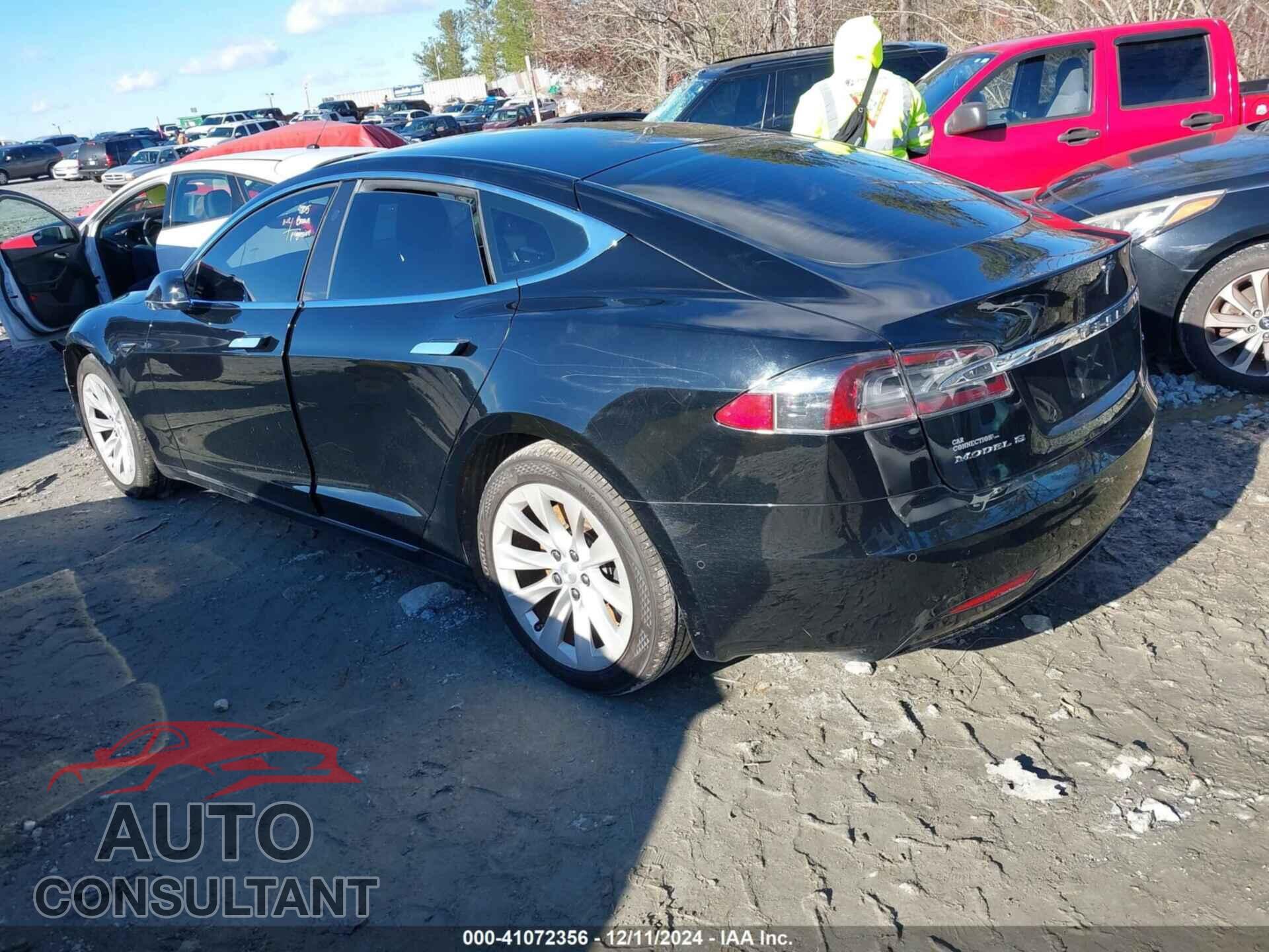 TESLA MODEL S 2017 - 5YJSA1E17HF201260
