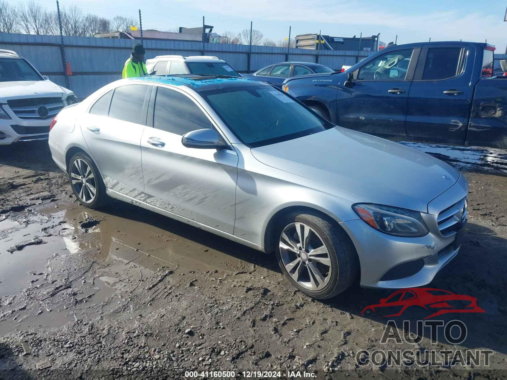 MERCEDES-BENZ C 300 2016 - 55SWF4KB8GU168817