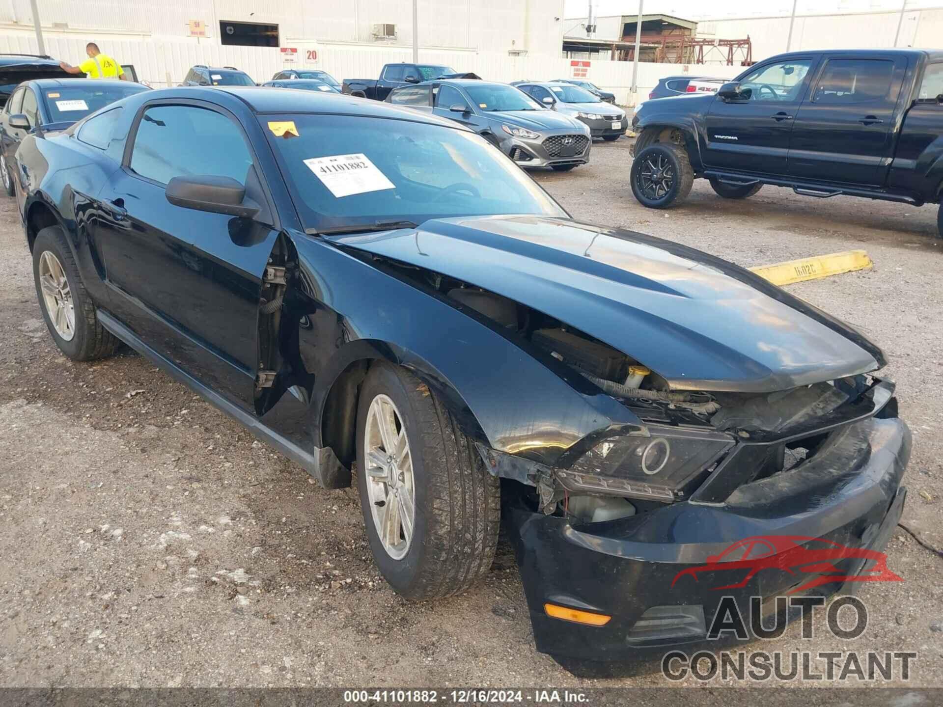 FORD MUSTANG 2012 - 1ZVBP8AM0C5221509