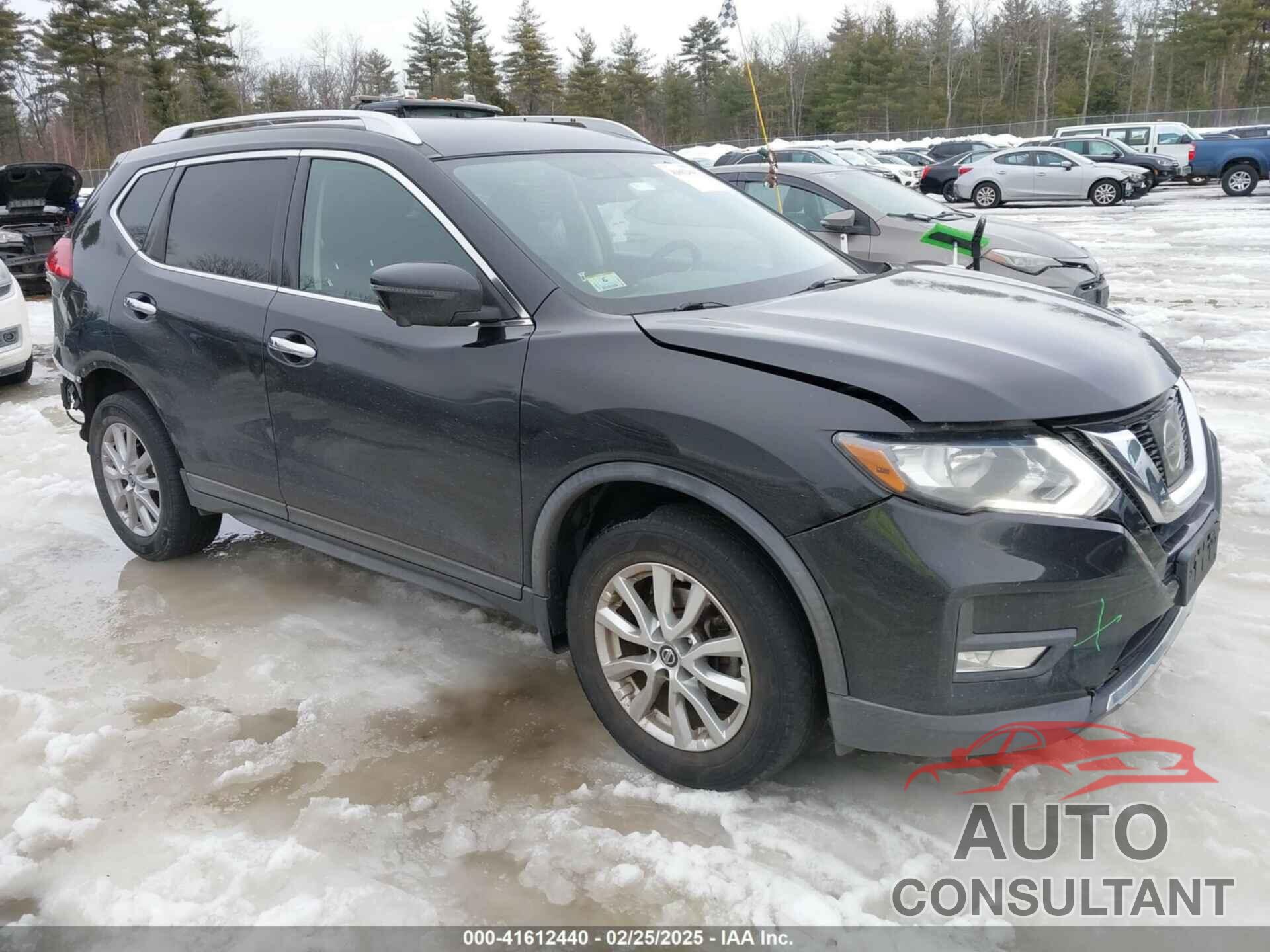 NISSAN ROGUE 2017 - KNMAT2MV7HP618061