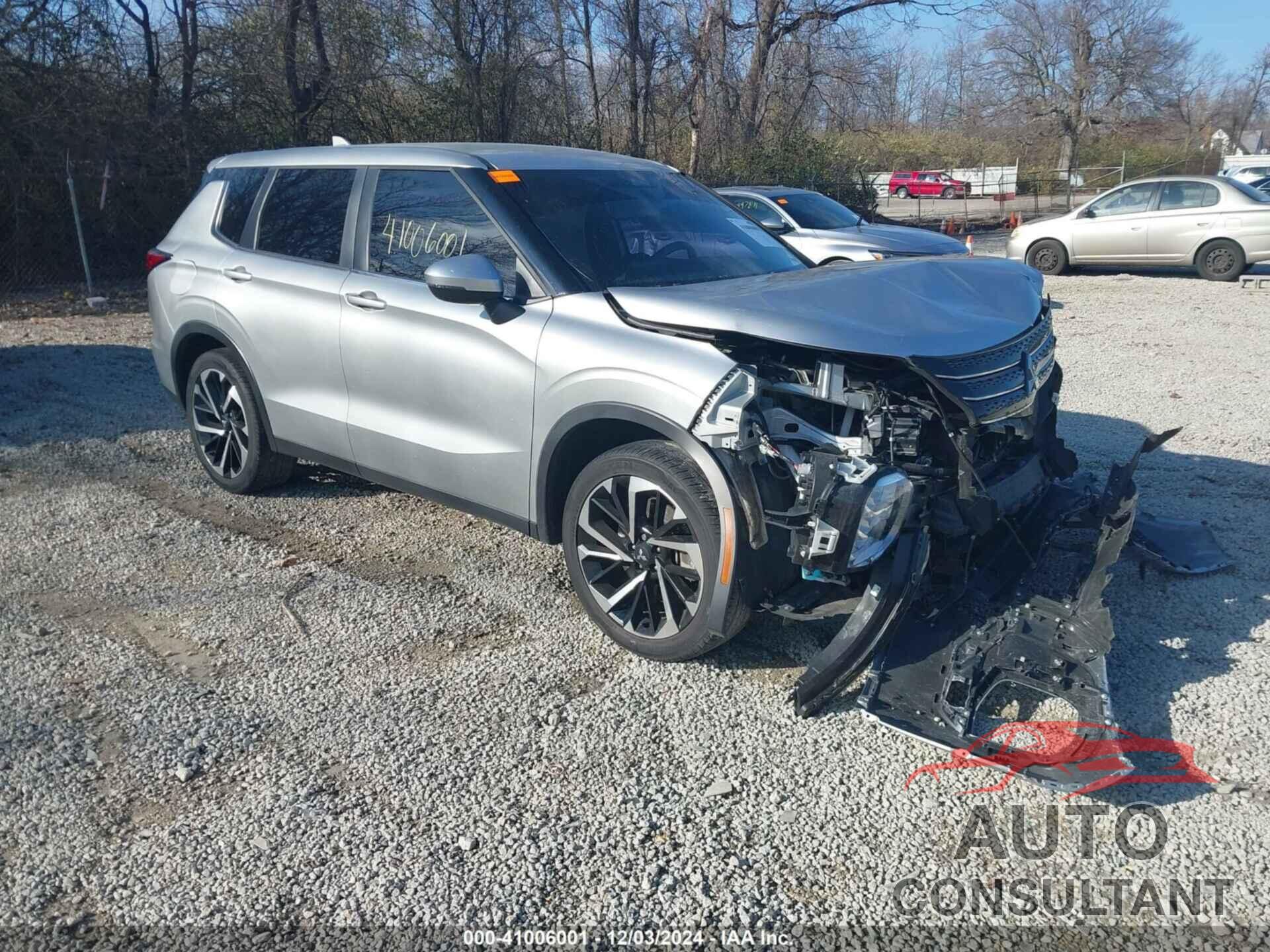 MITSUBISHI OUTLANDER 2022 - JA4J4TA82NZ028880