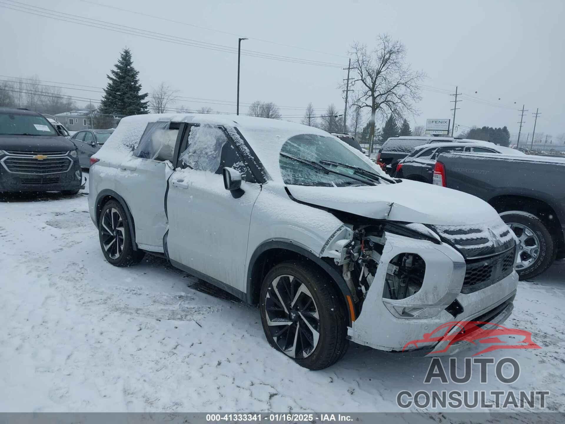 MITSUBISHI OUTLANDER 2022 - JA4J3UA84NZ010681