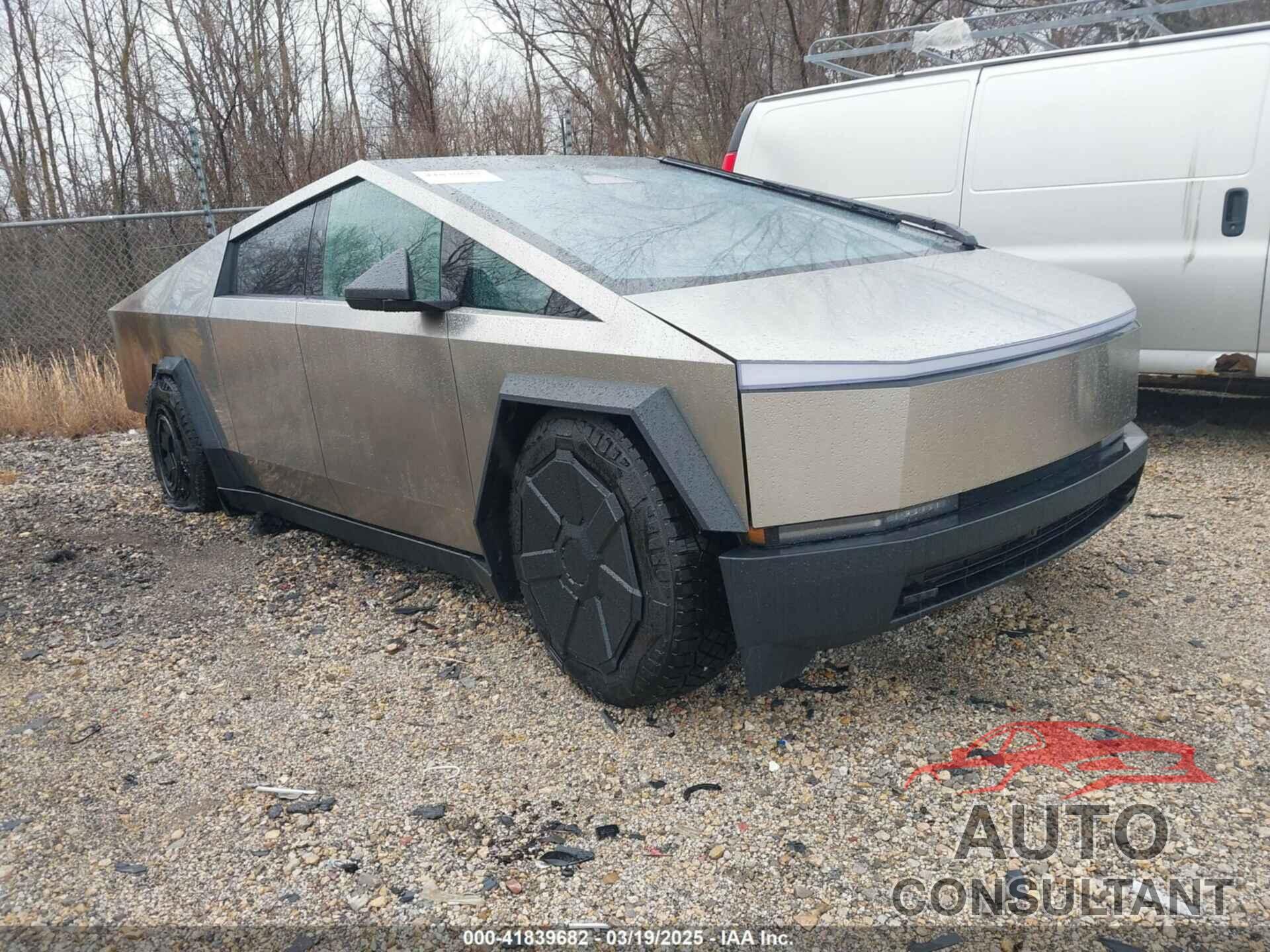 TESLA CYBERTRUCK 2024 - 7G2CEHEE4RA054072