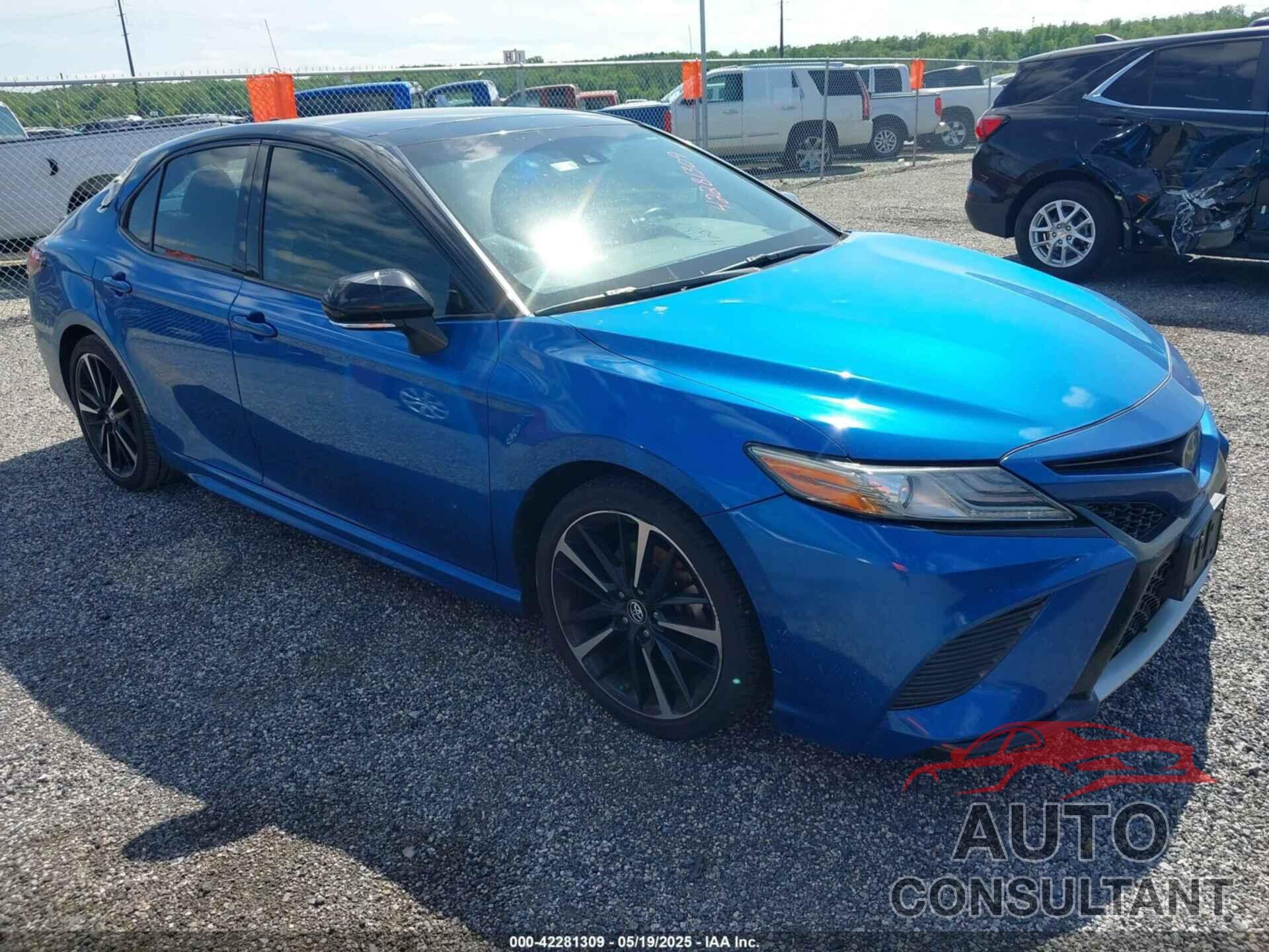TOYOTA CAMRY 2019 - 4T1B61HK9KU171954