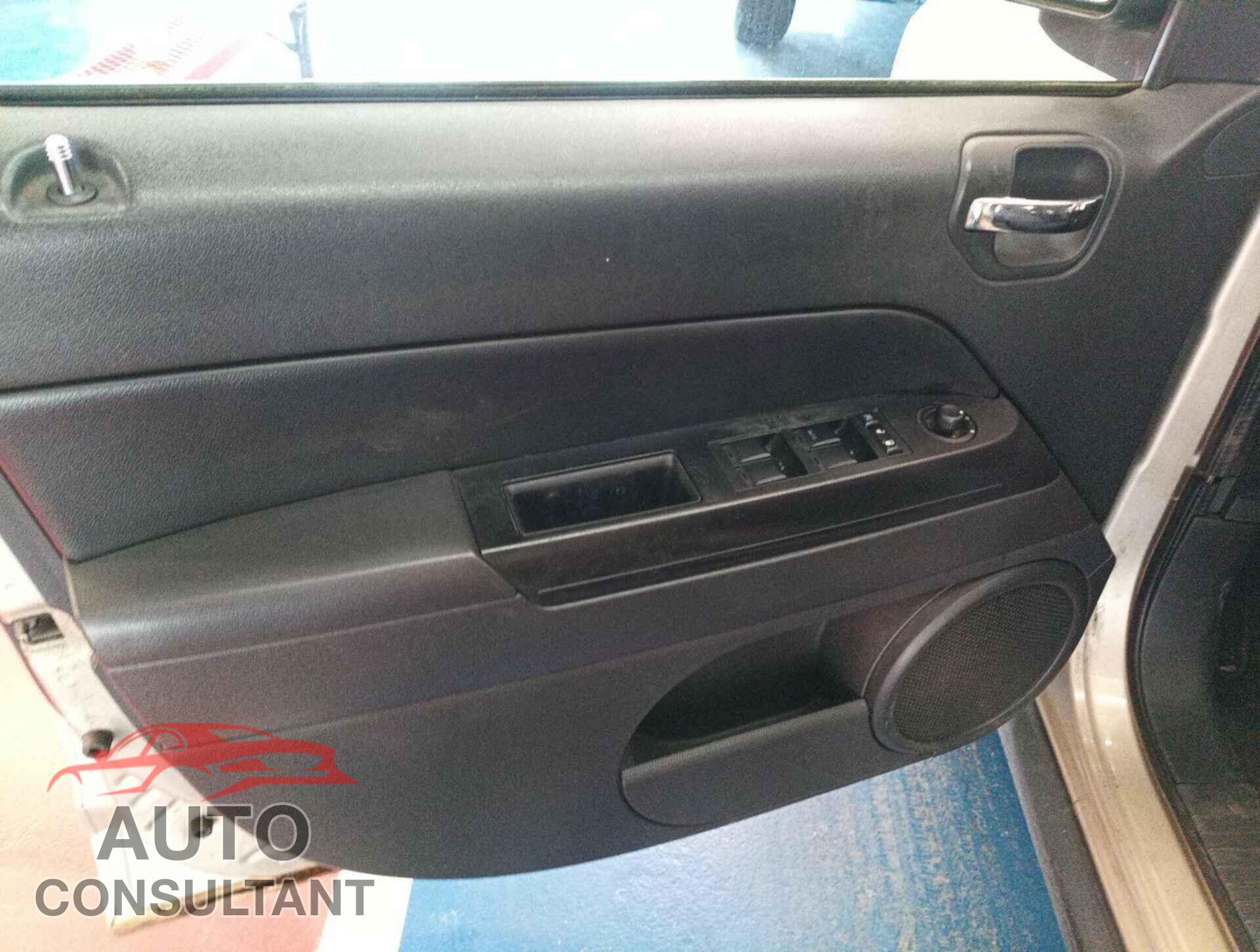 JEEP COMPASS 2009 - 1J4FT47A49D140236